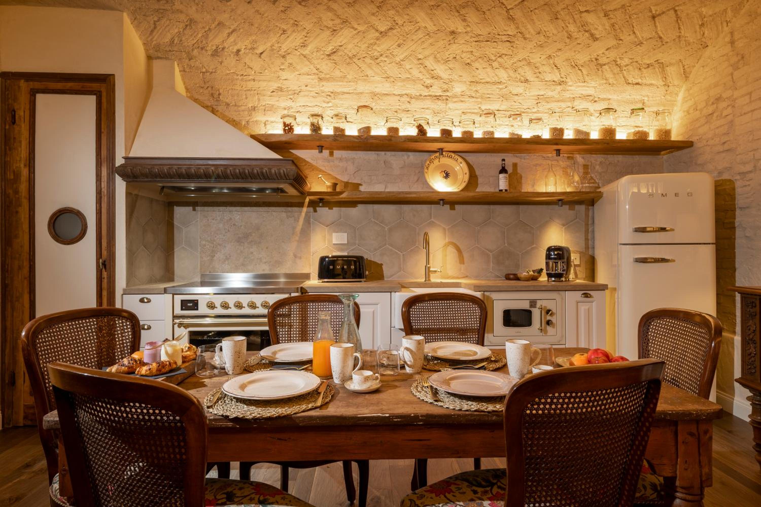 UnoZeroUno by Boutique Homes Siena photo 2