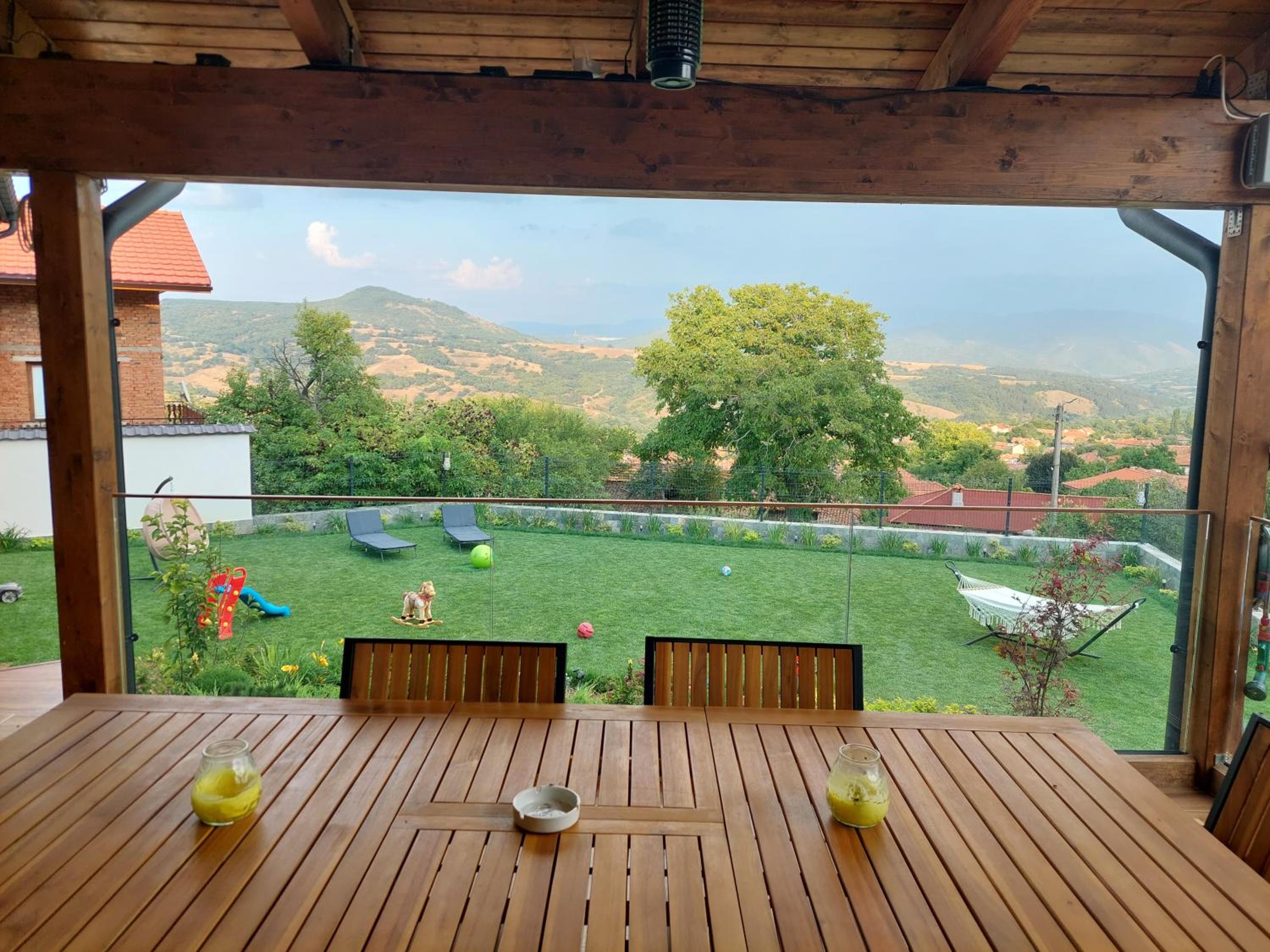 Relax Srednogorska Panorama
