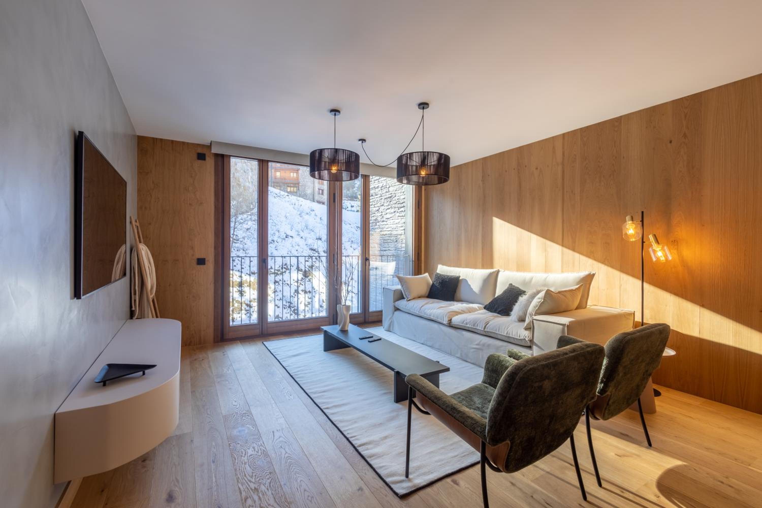ISARD HOMES & SPA by SELECT RENTALS