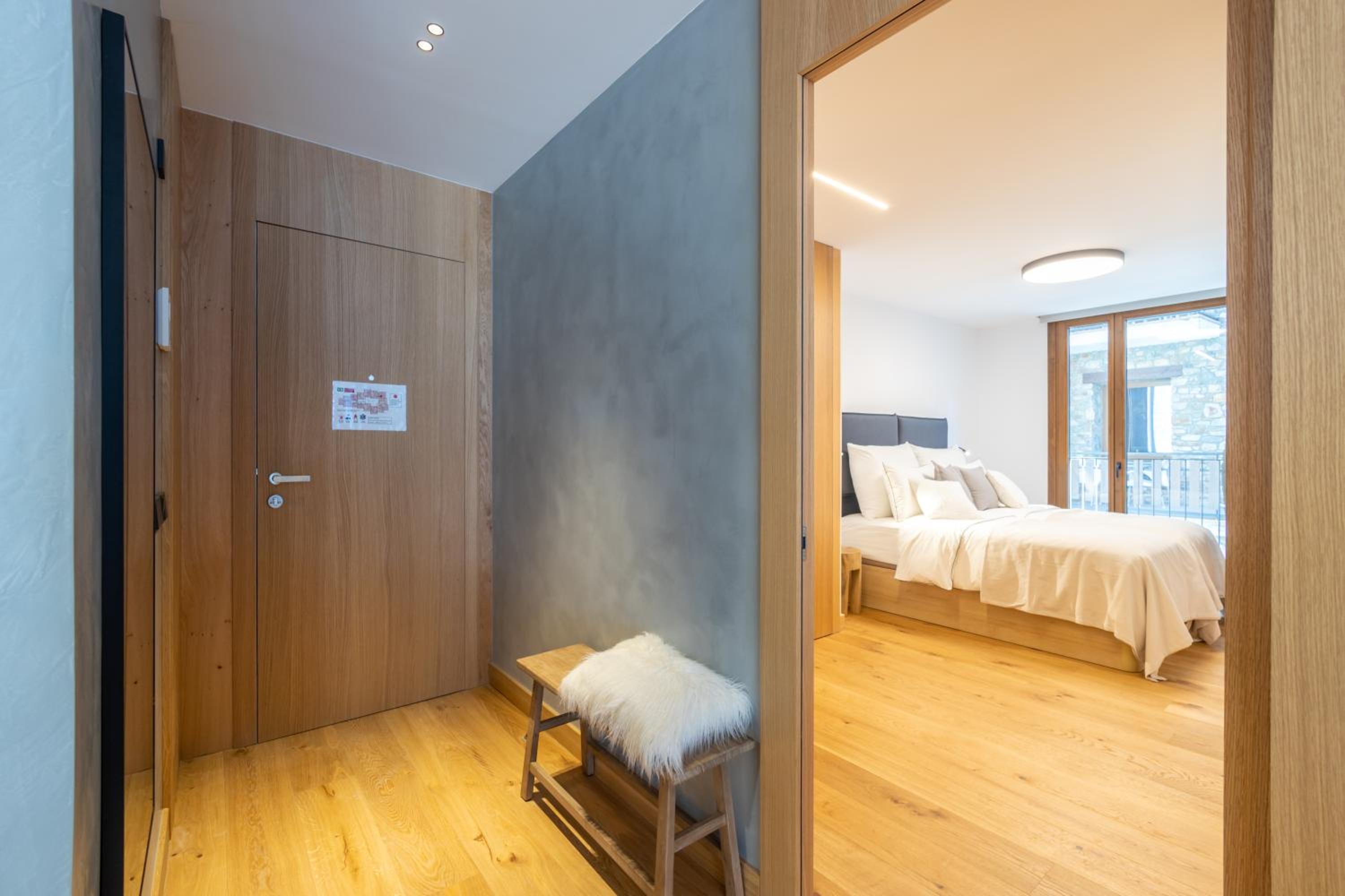 ISARD HOMES & SPA by SELECT RENTALS