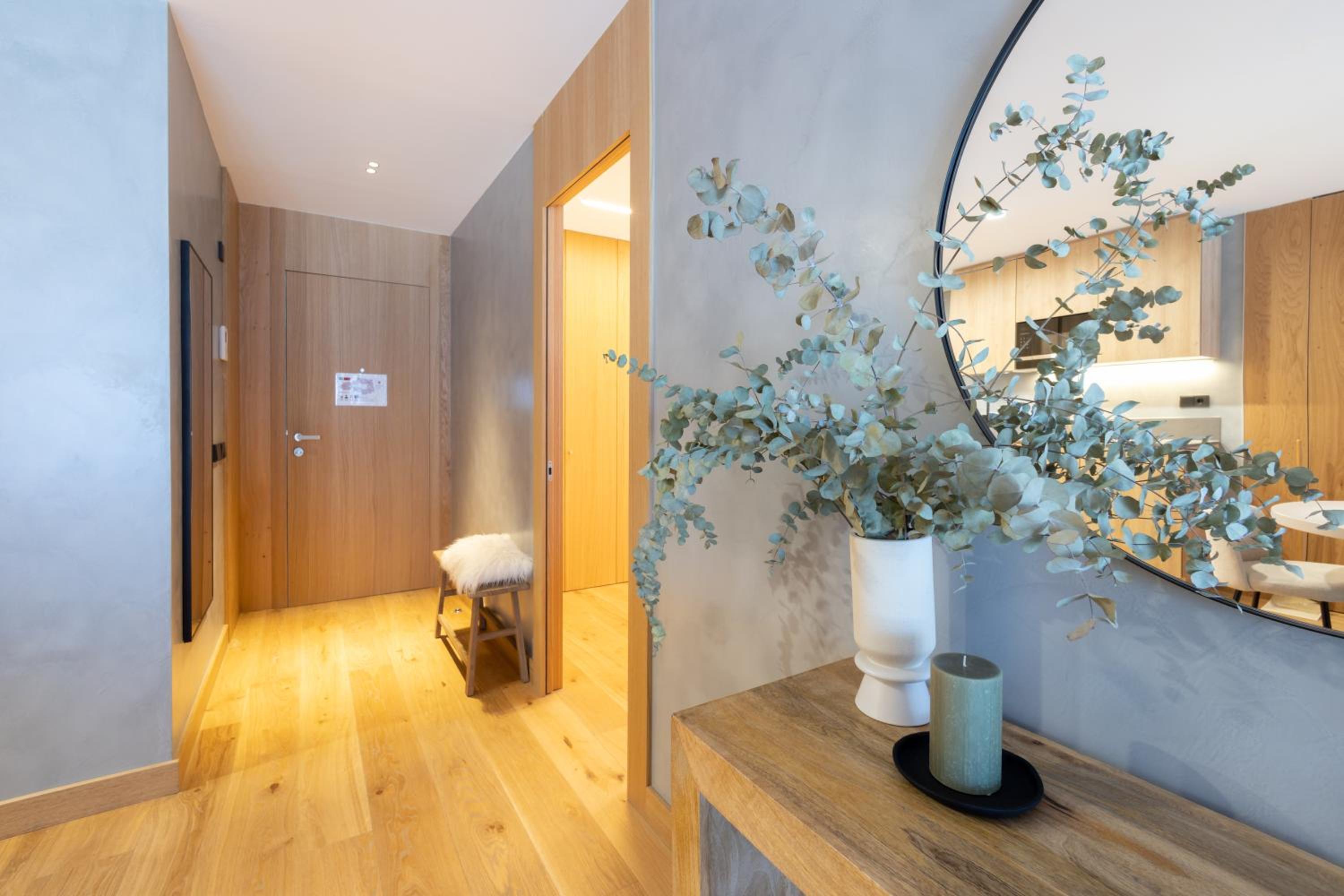 ISARD HOMES & SPA by SELECT RENTALS