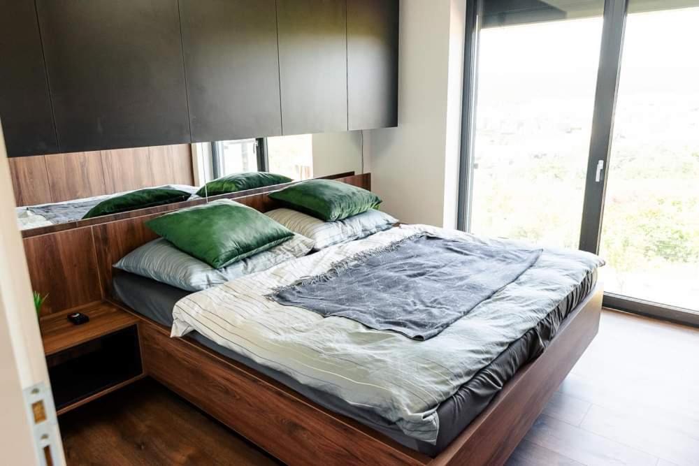 Luxury Apartment KVP