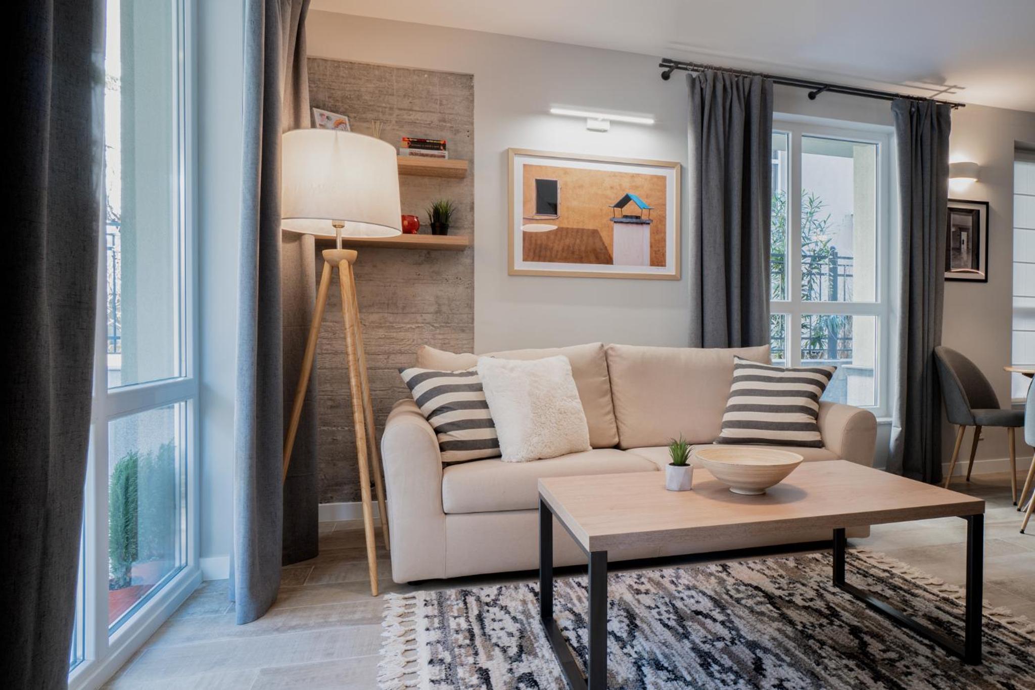 8th Hill Apartments