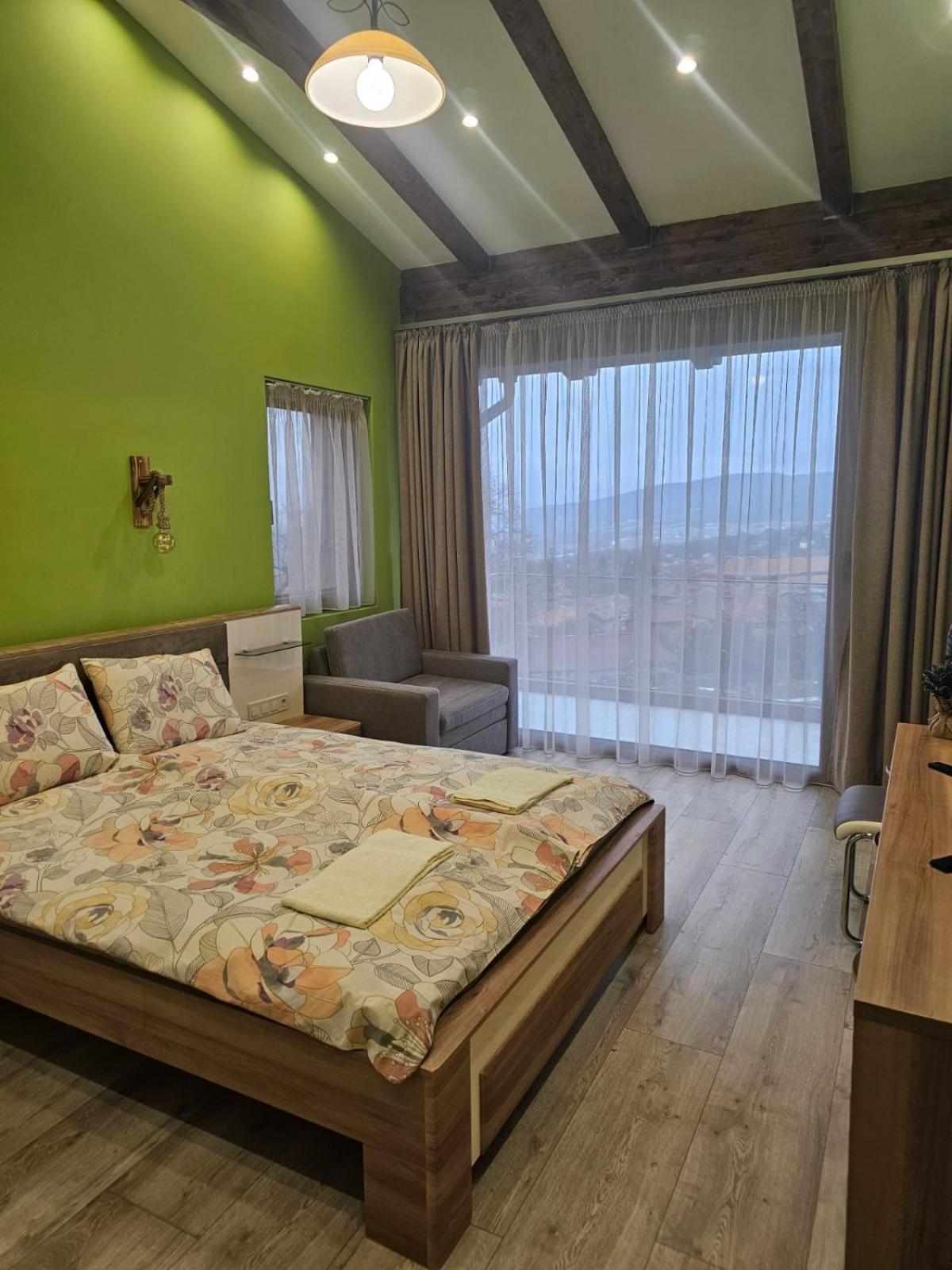 Relax Srednogorska Panorama