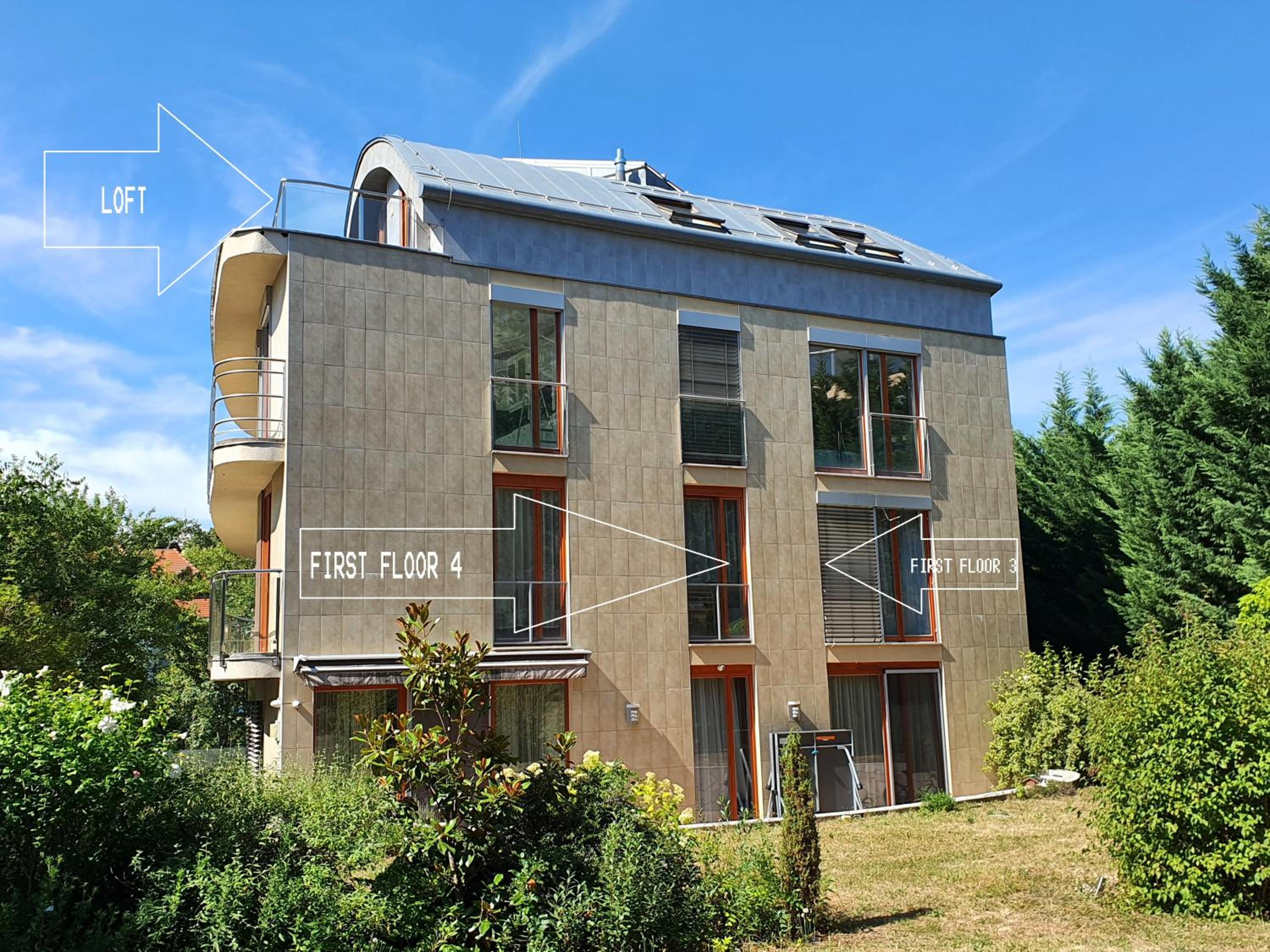 ES-5 Luxory Homes view 3