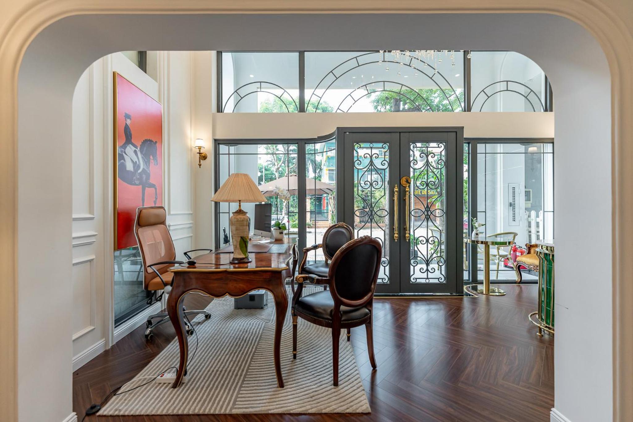 Golden Sun Apartment & Hotel