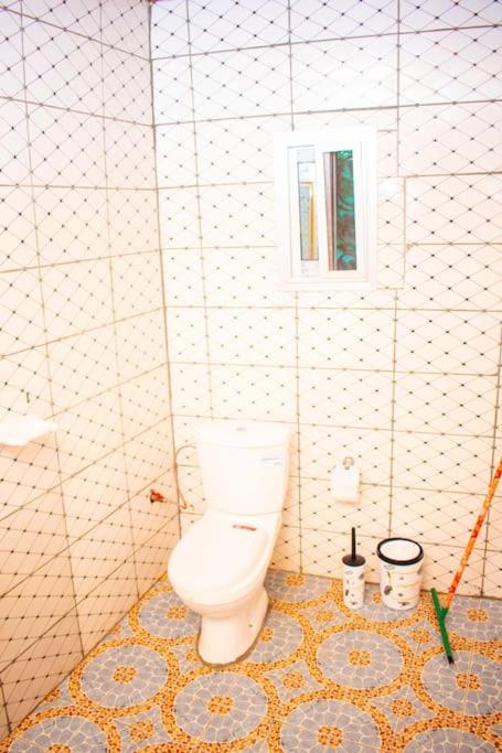 Studio Meublé Ey's Appart Bastos