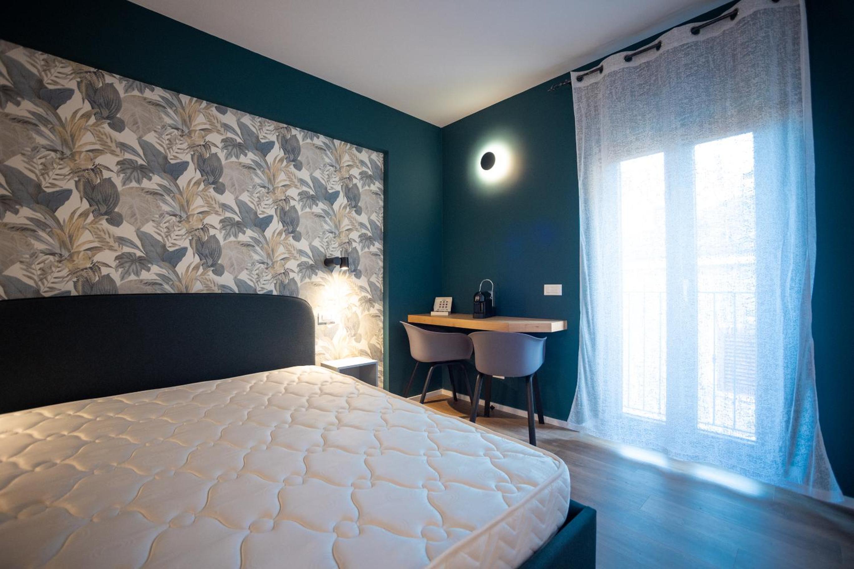 Mavi Rooms