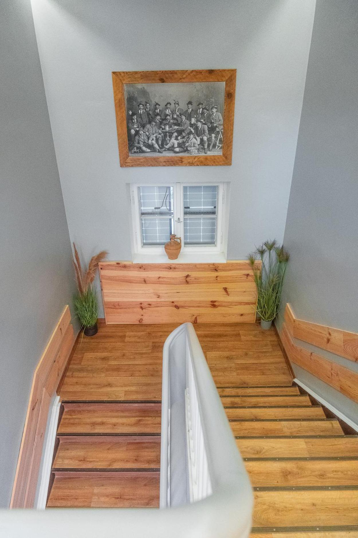 Photo 28