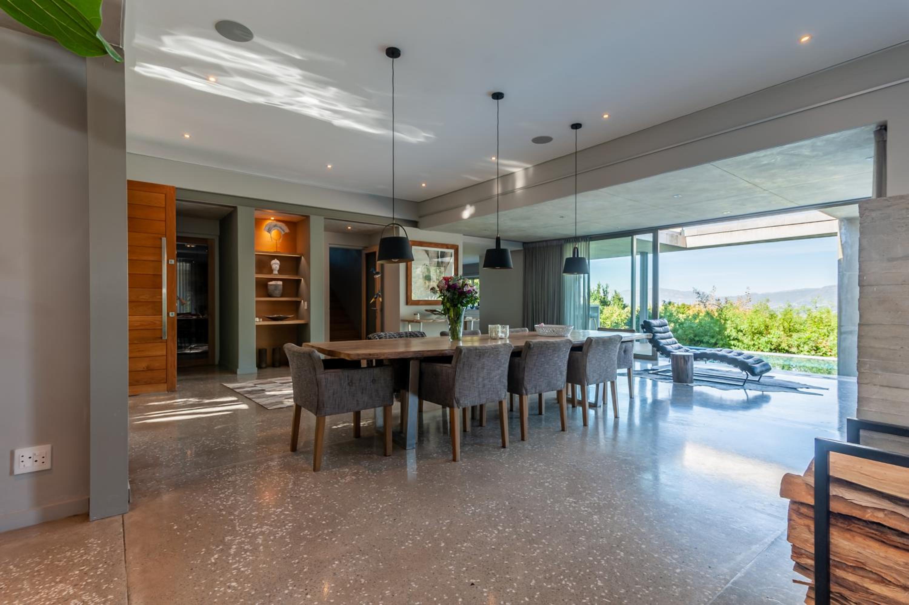 Southdown Masterpiece with backup power