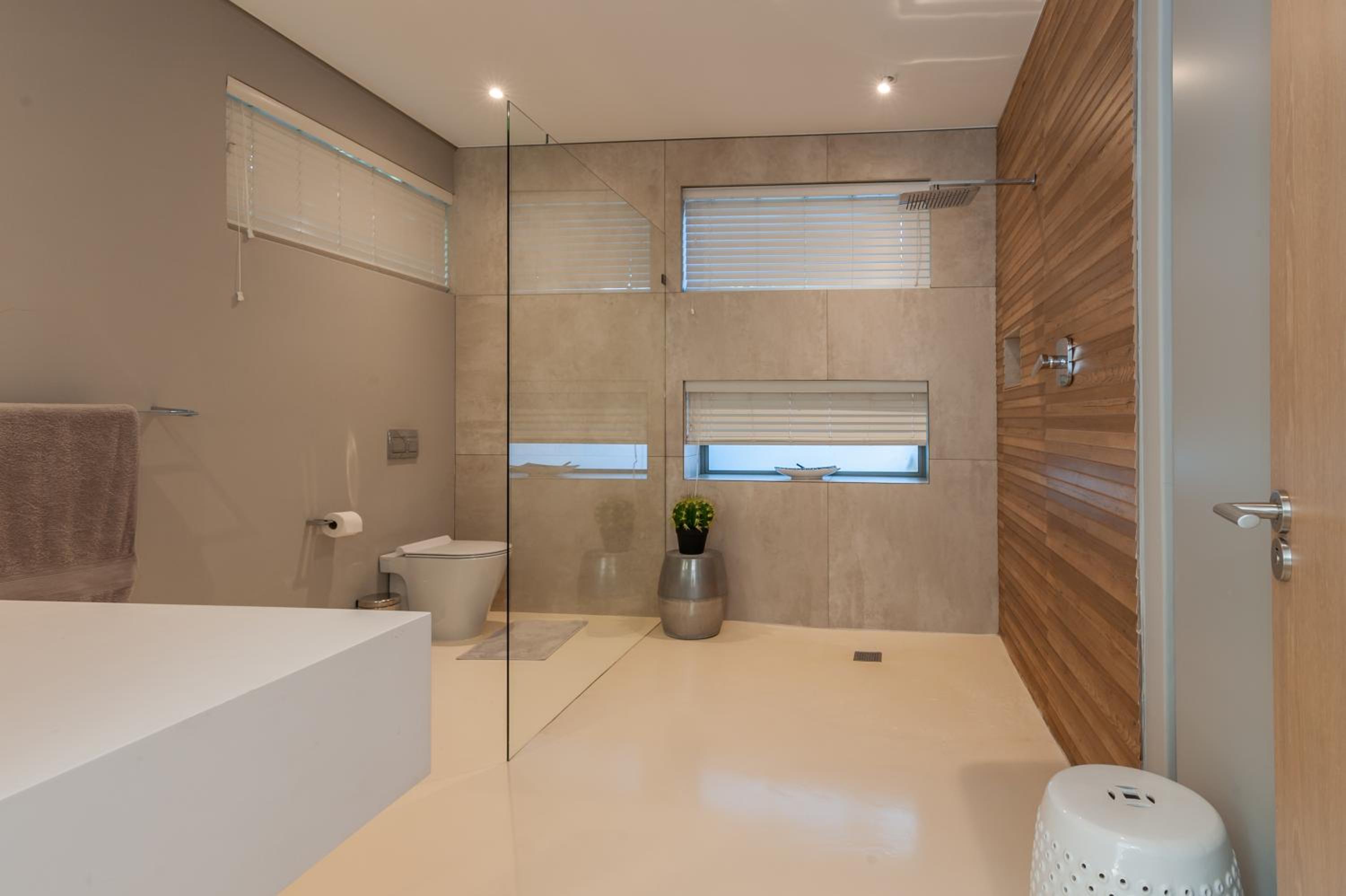 Southdown Masterpiece with backup power