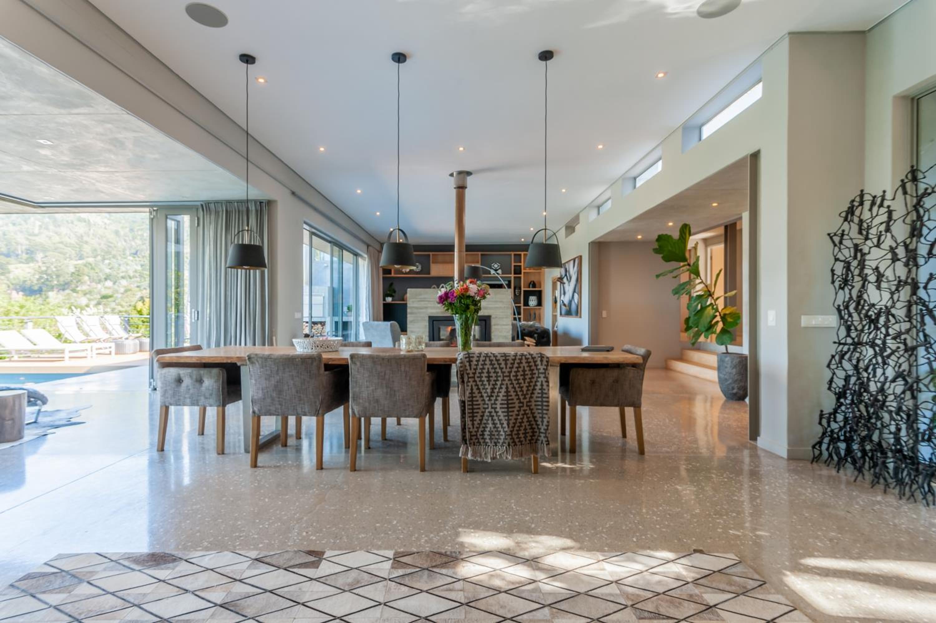 Southdown Masterpiece with backup power