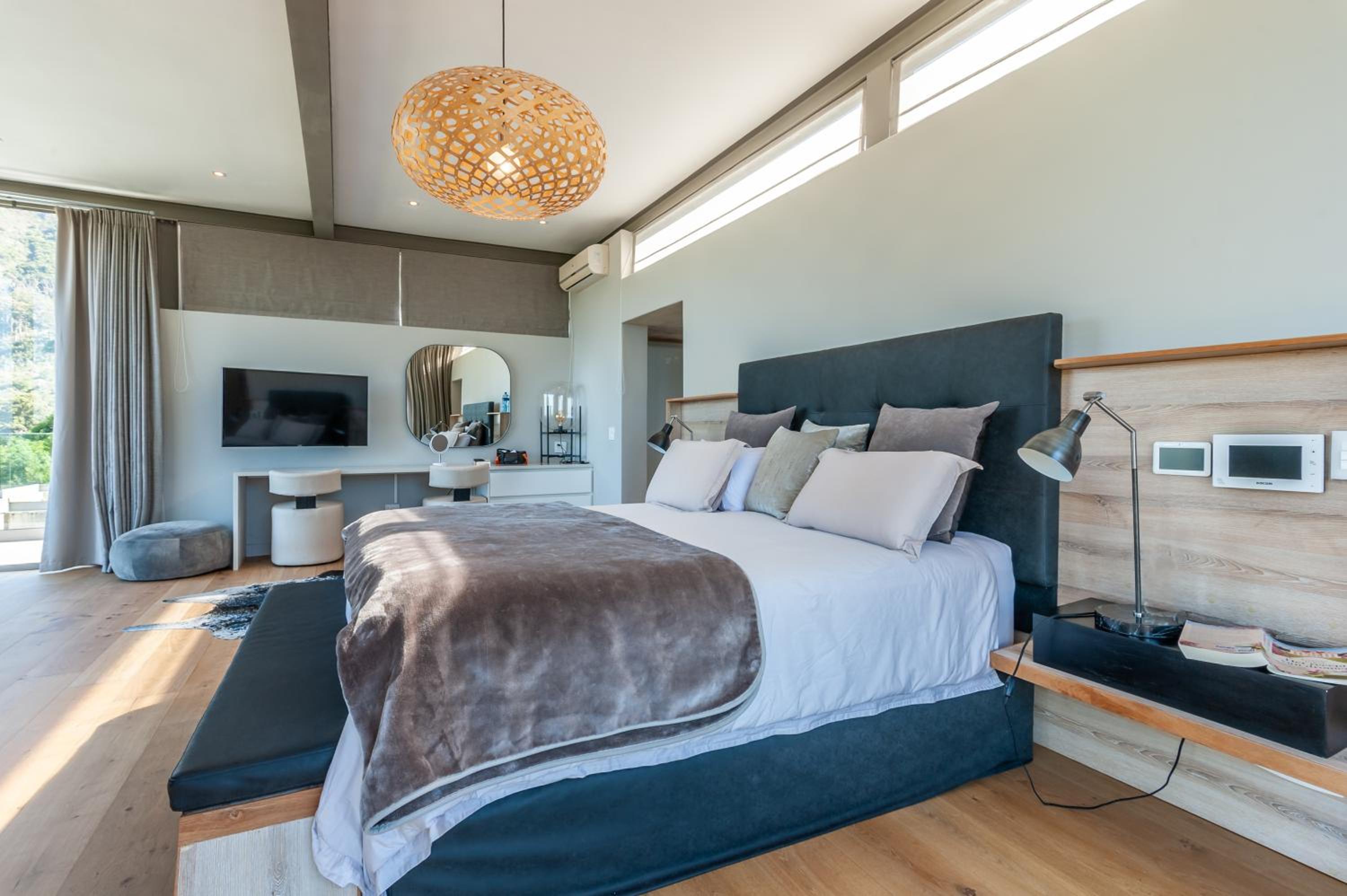 Southdown Masterpiece with backup power