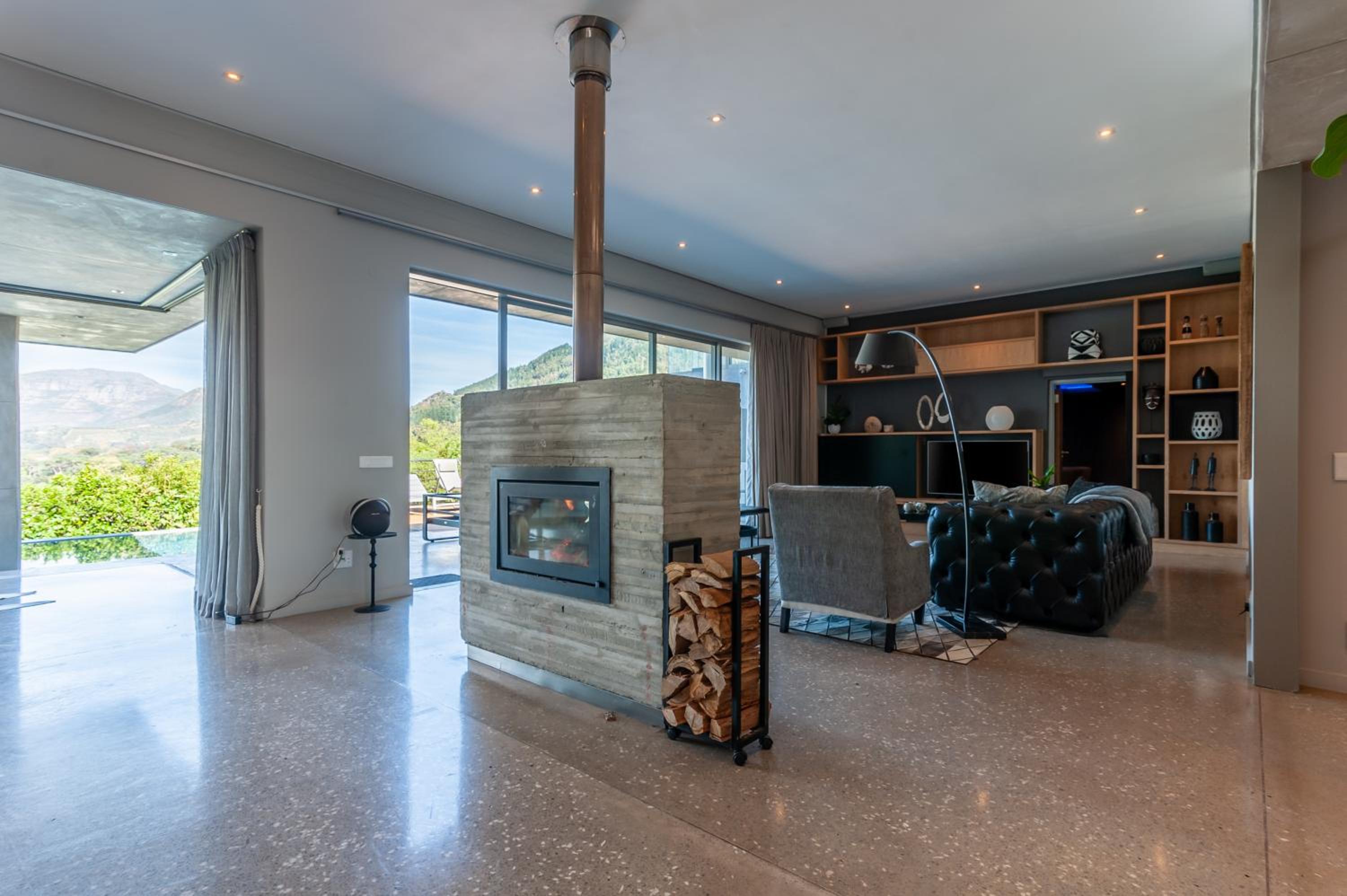Southdown Masterpiece with backup power