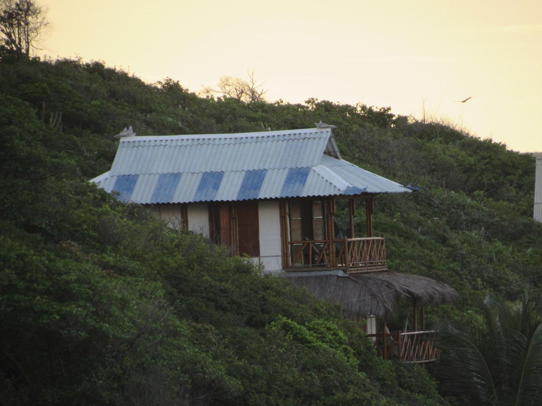 Photo 10