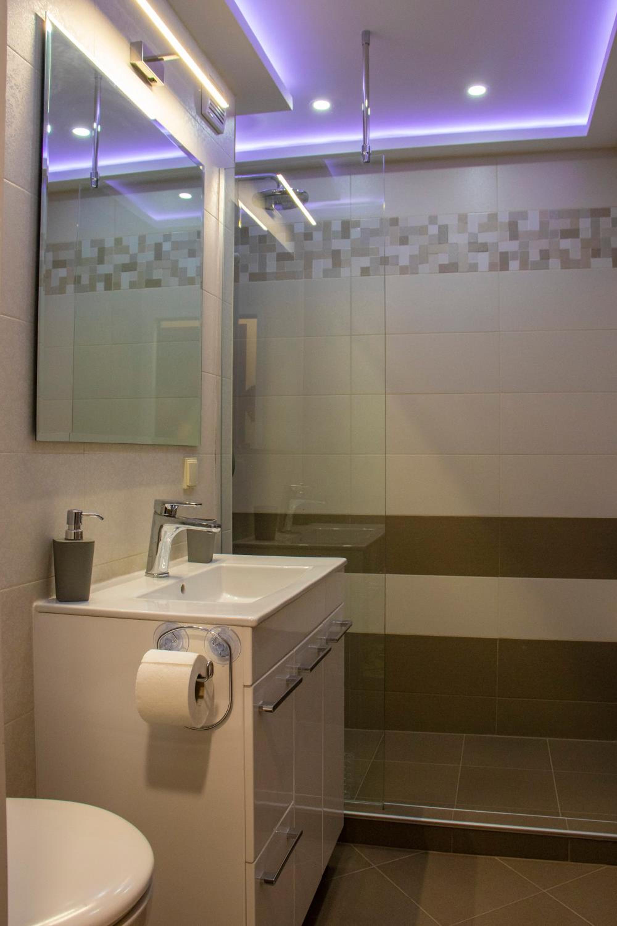 Newly renovated 2 bedroom apartment in Sofia