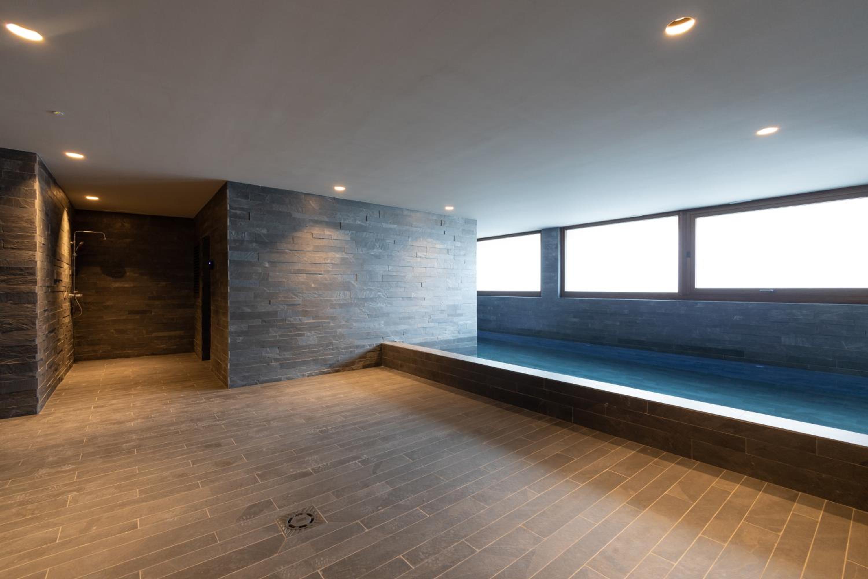 5Star Apartment 1 Min to Ski Lift Pool Sauna