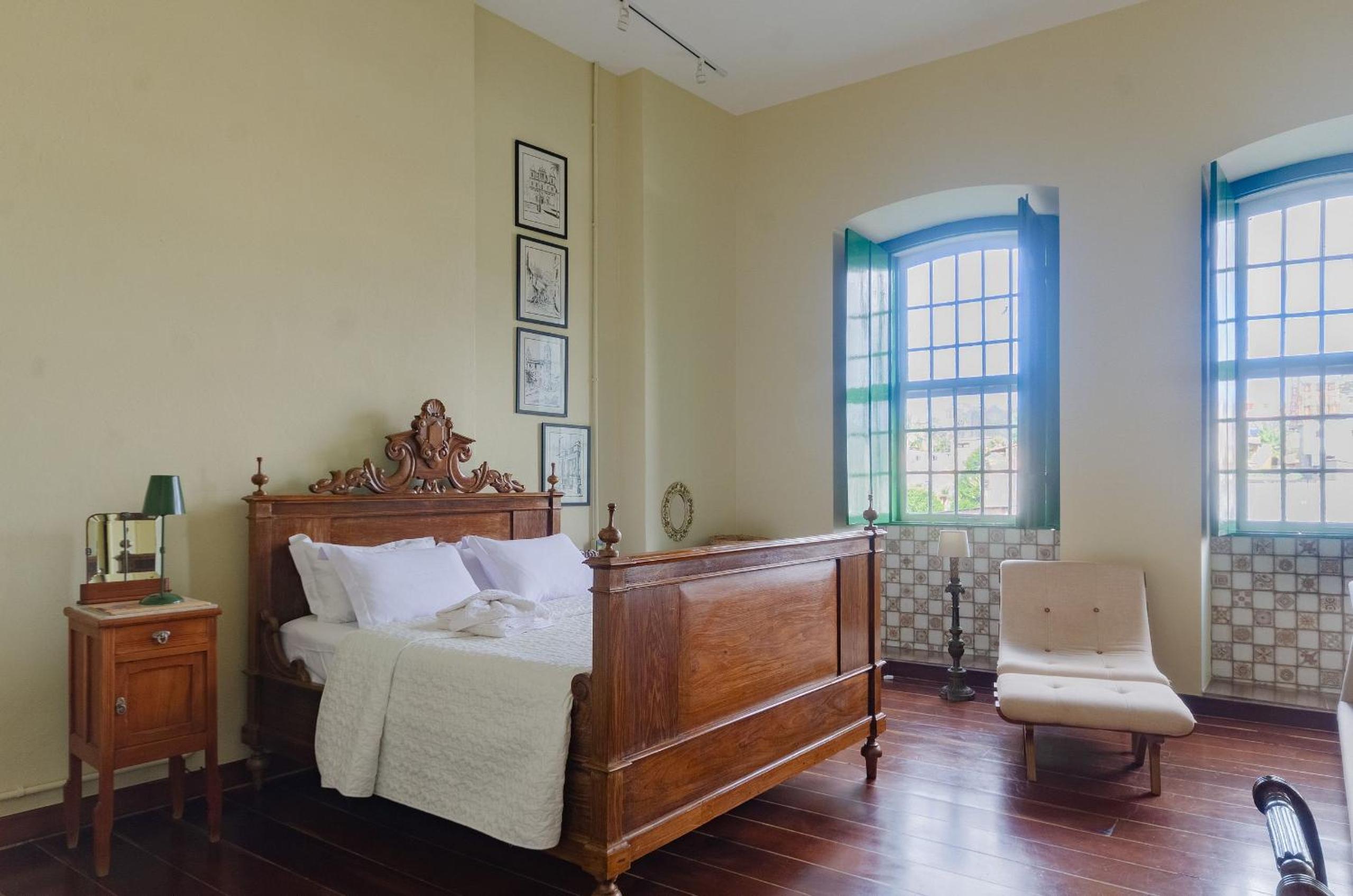 Experiência Autêntica no Pelourinho - Studio em Casarão Histórico até 6 hóspedes