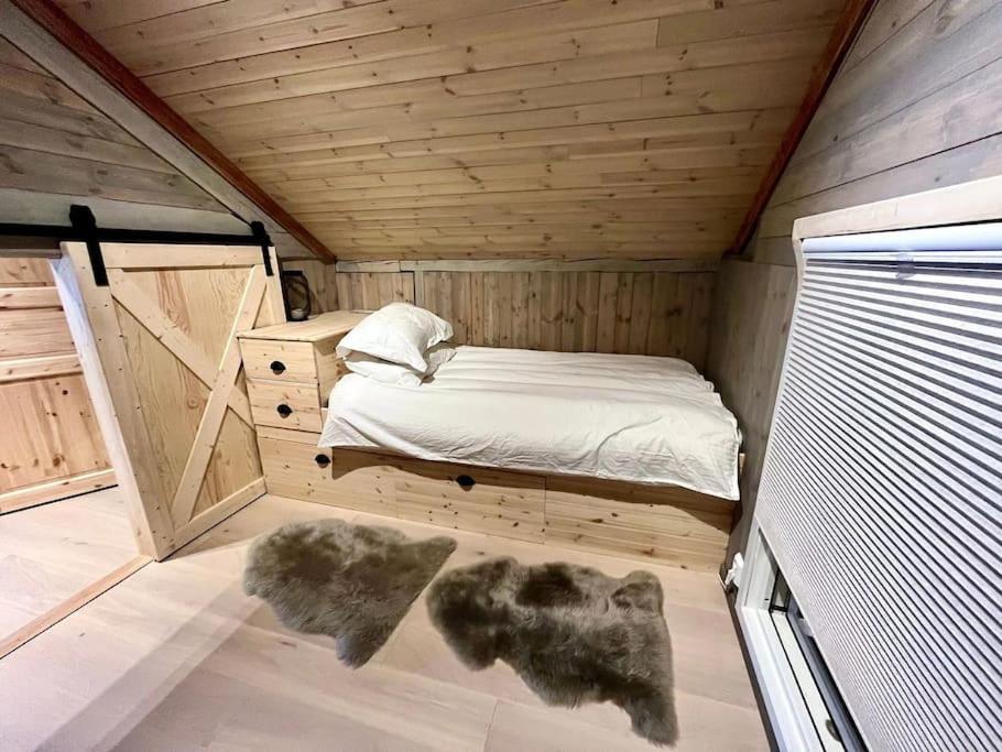 Hus ved Valsøyfjorden
