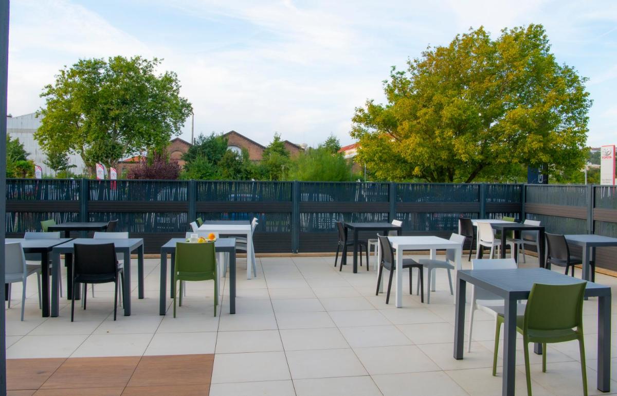 outdoor BBQ area