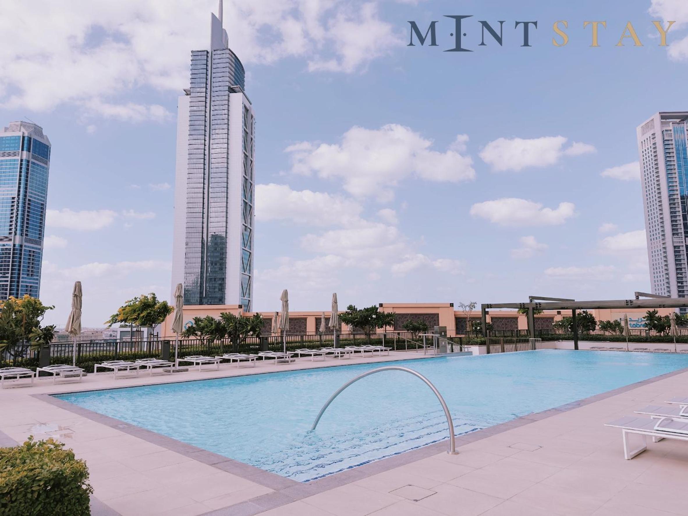Burj Crown , Downtown Dubai - Mint Stay