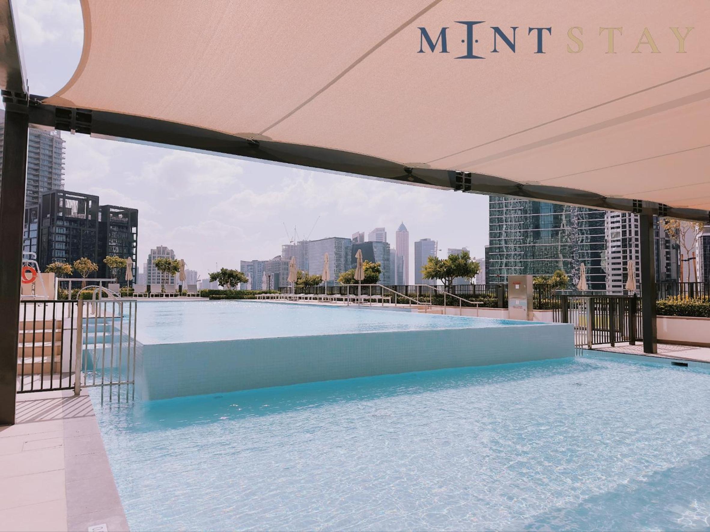 Burj Crown , Downtown Dubai - Mint Stay