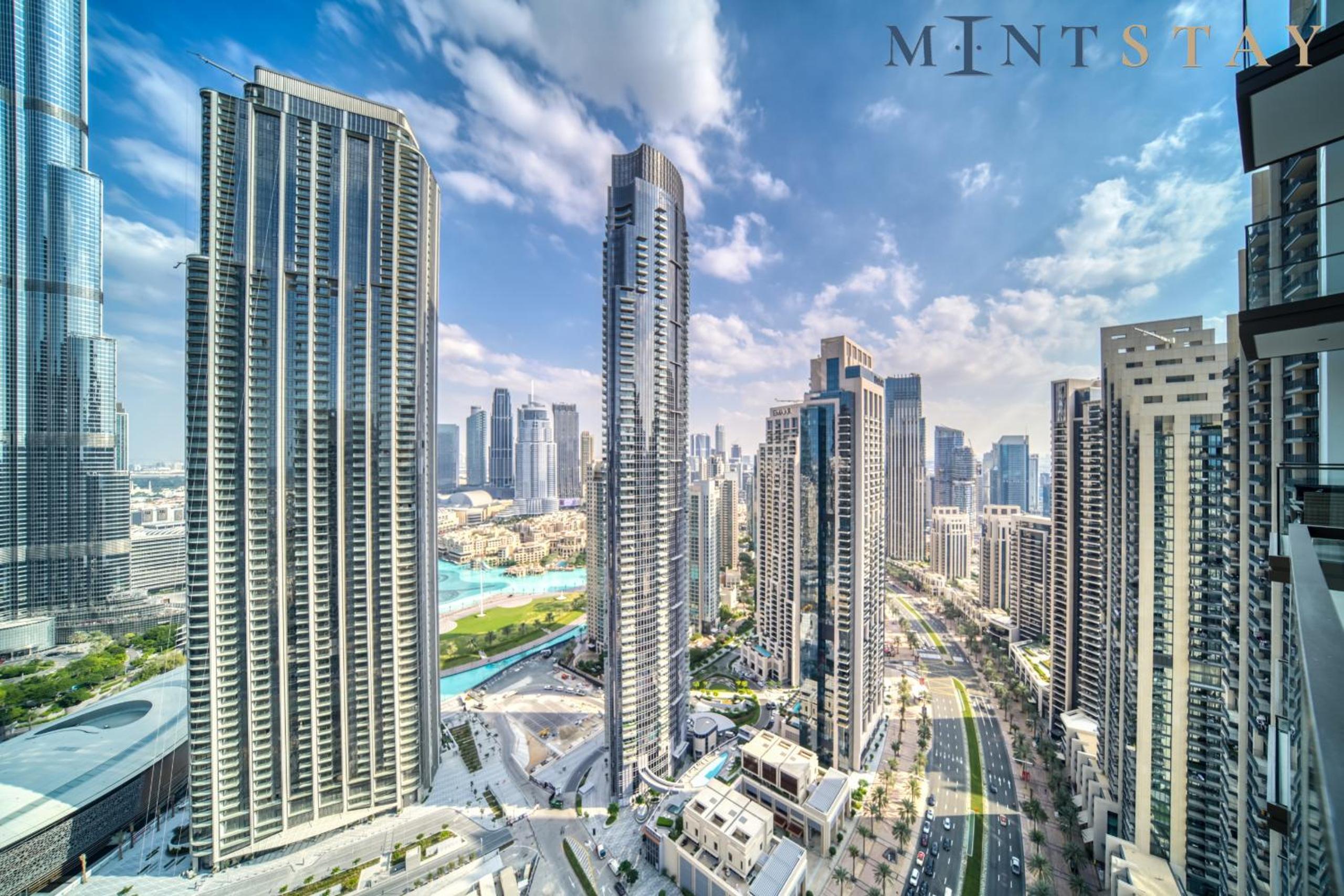 Burj Crown , Downtown Dubai - Mint Stay