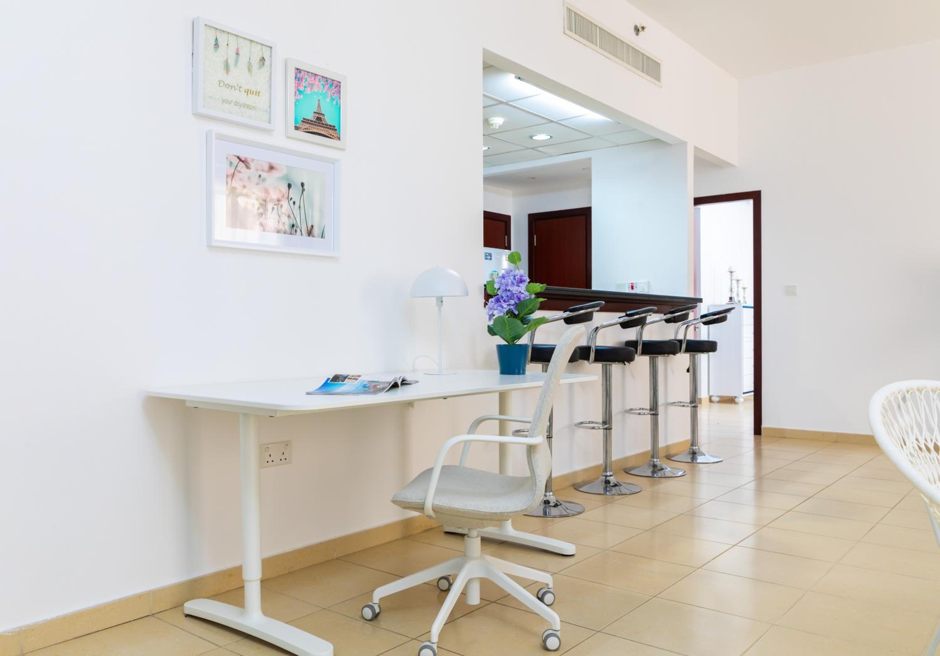 Maison Privee - Premium Apt in the Heart of JBR Beach, Dubai