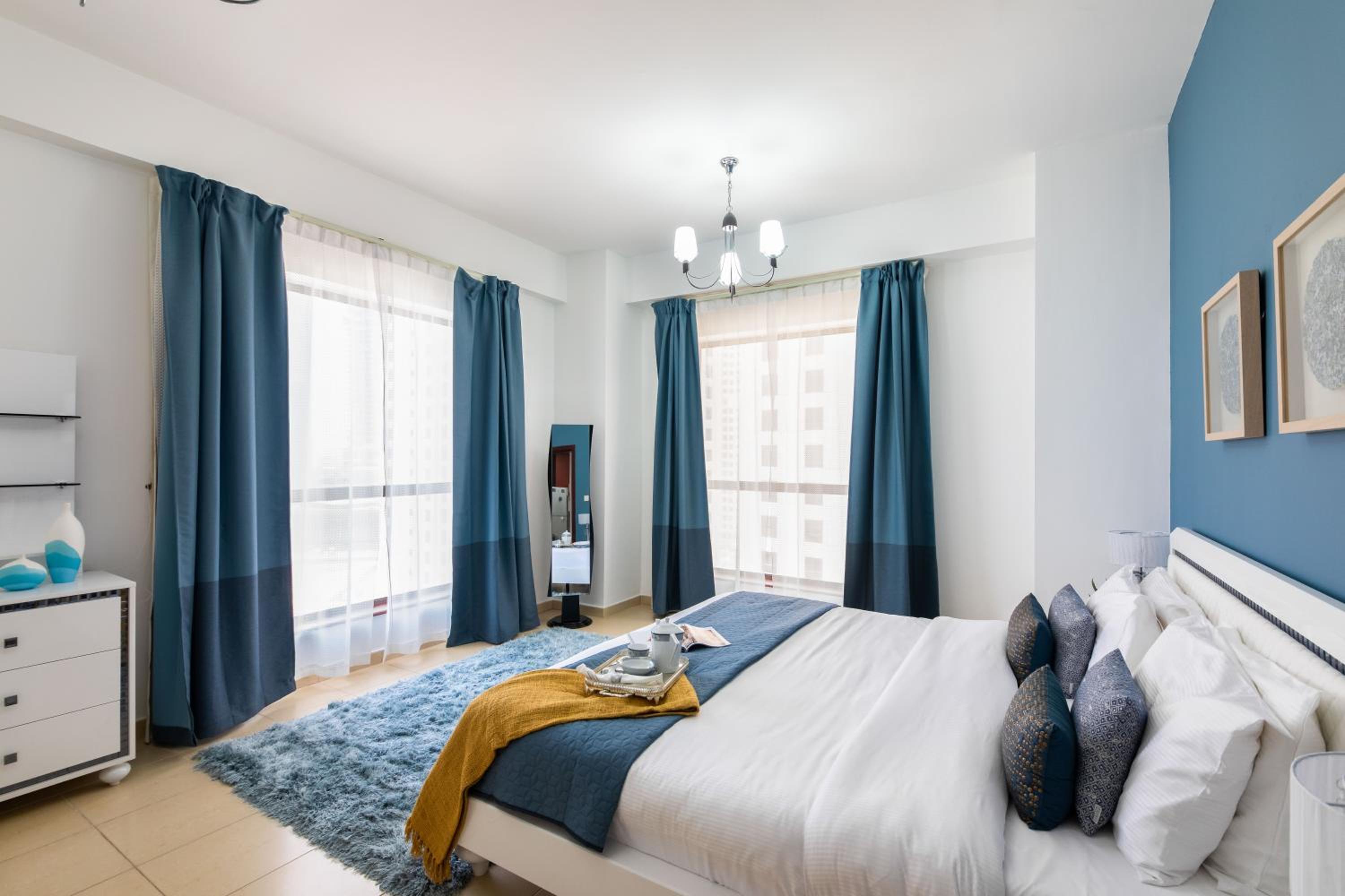 Maison Privee - Premium Apt in the Heart of JBR Beach, Dubai