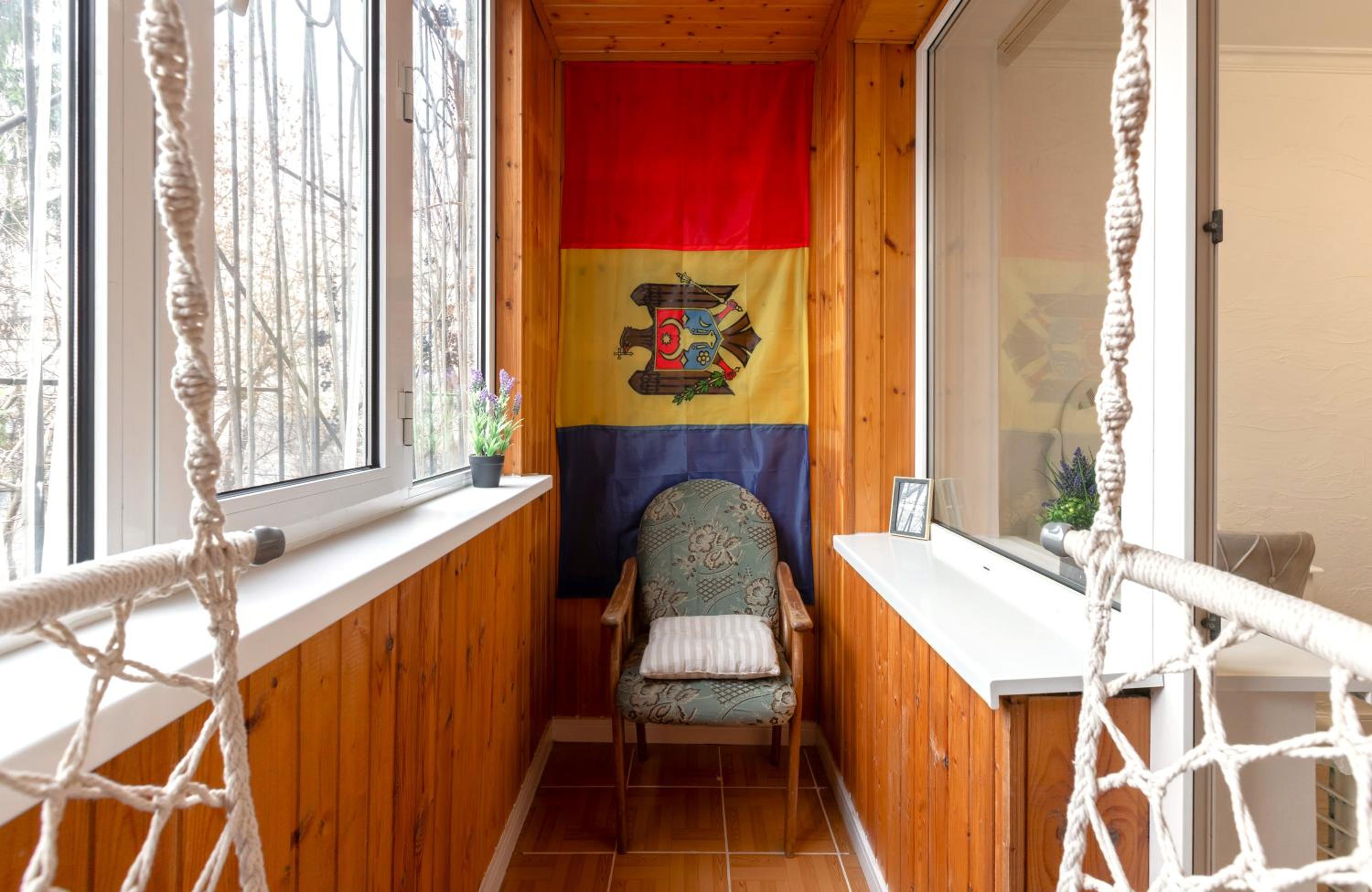 Modern Traditional apartment