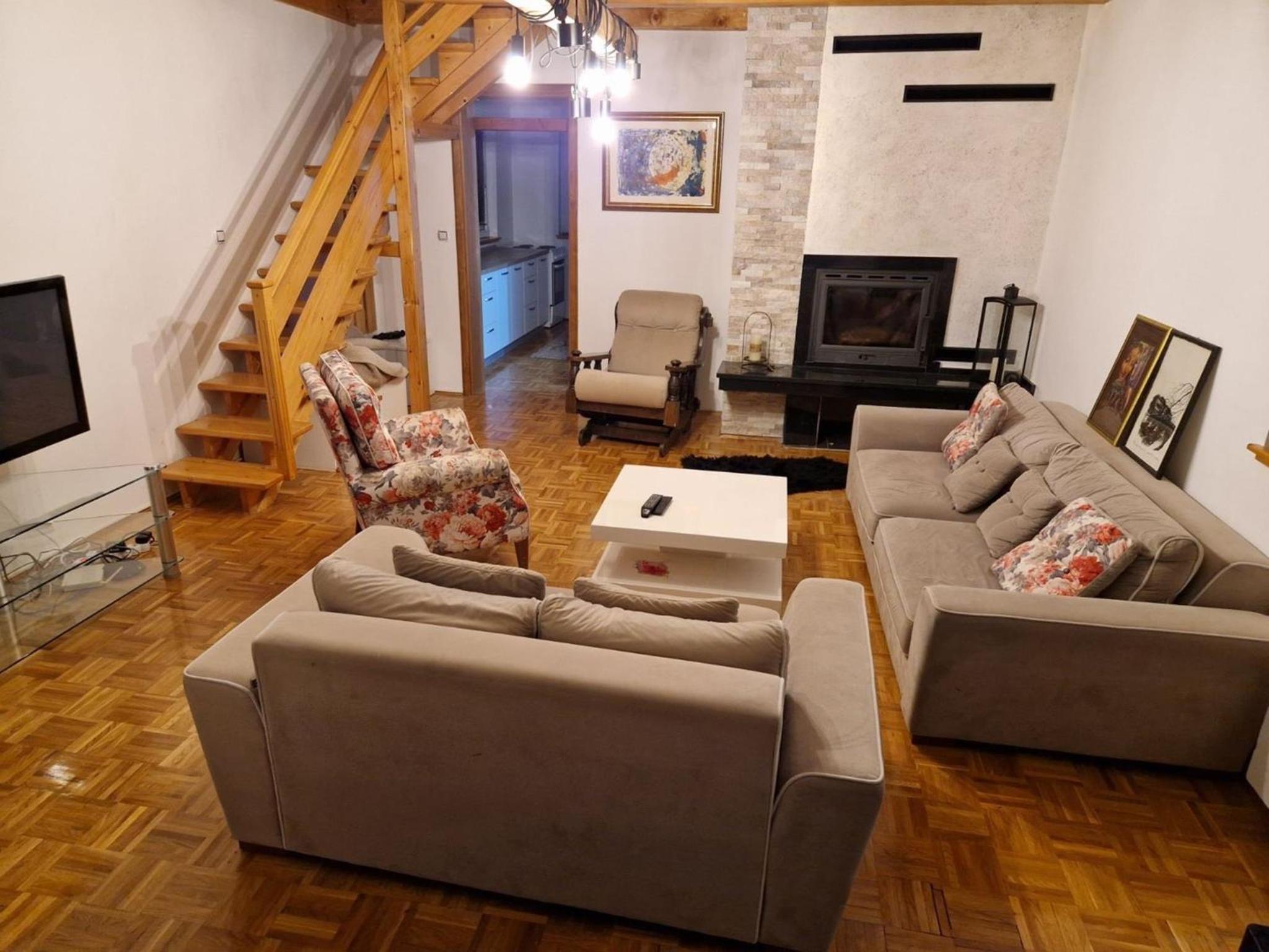 Winter Holiday Home TT