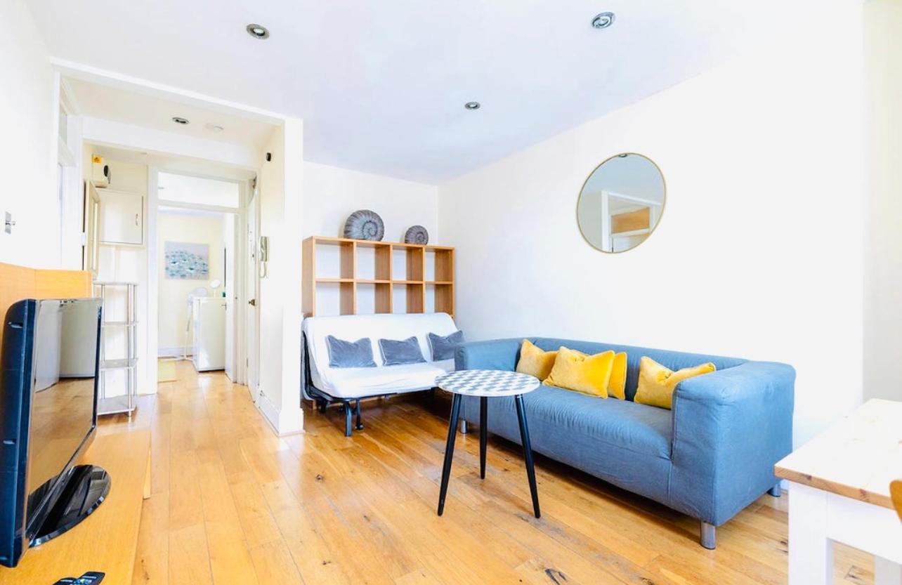 4C- apartment
