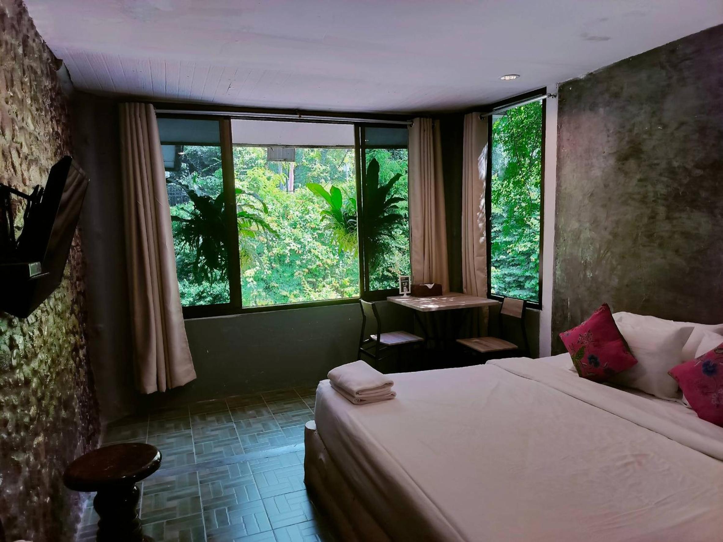 THANSILA Resort