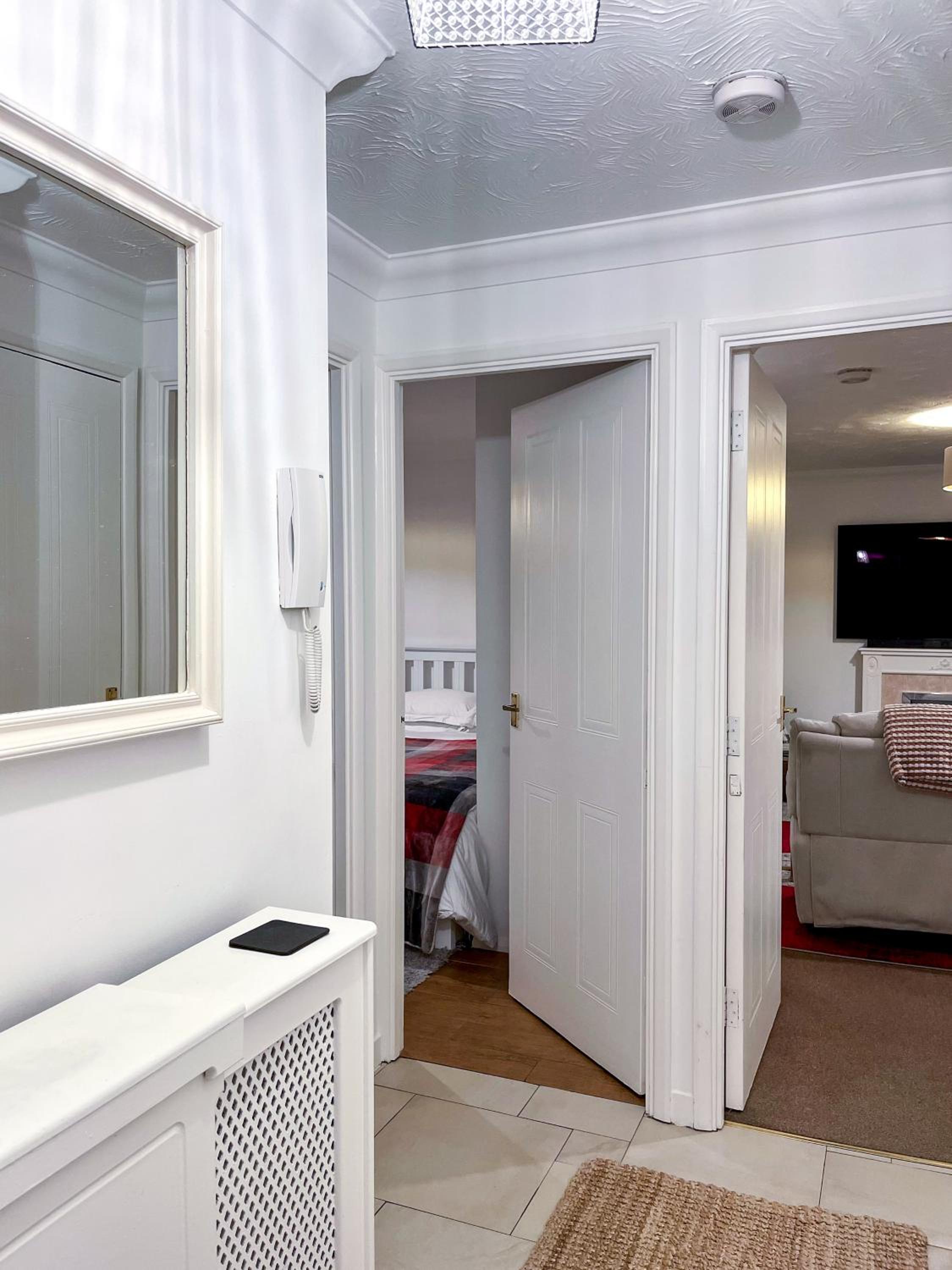 1-Bed Apt Sleeps 2 20 min walk to Centre