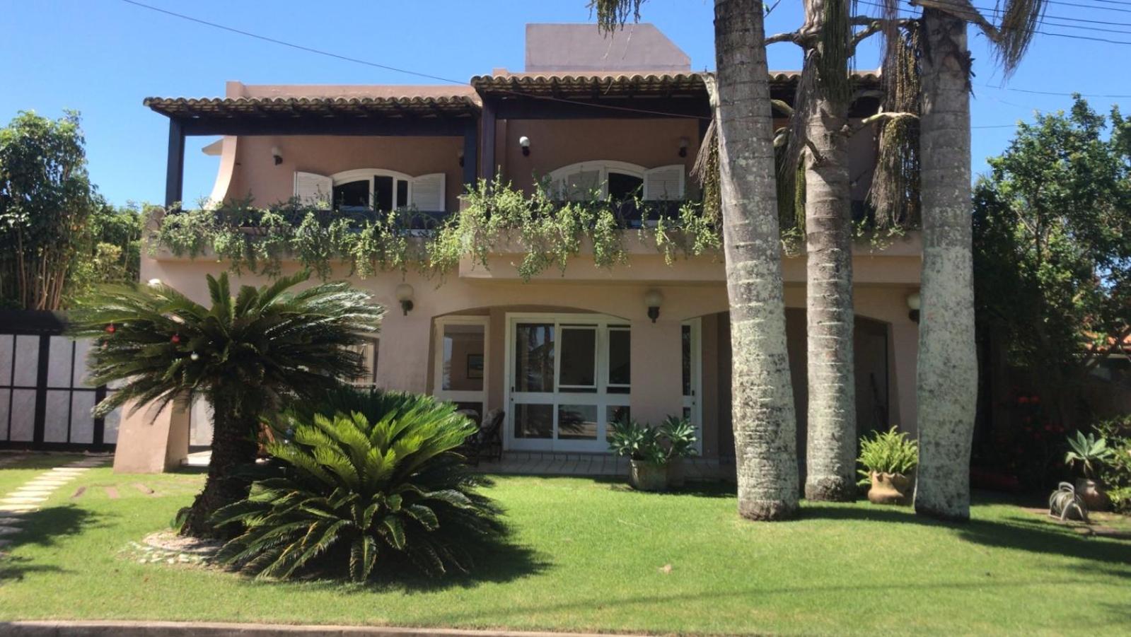 Um sonho de casa frente à laguna