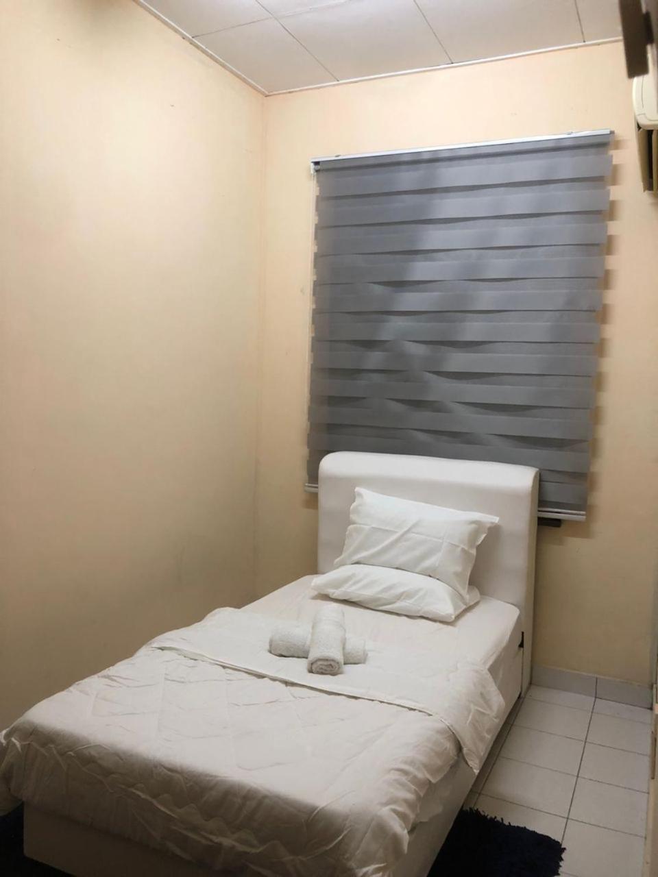 Azaliza Homestay