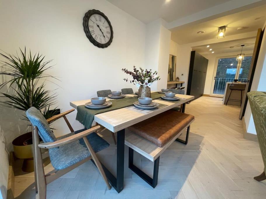 Contemporary Detached Eco House