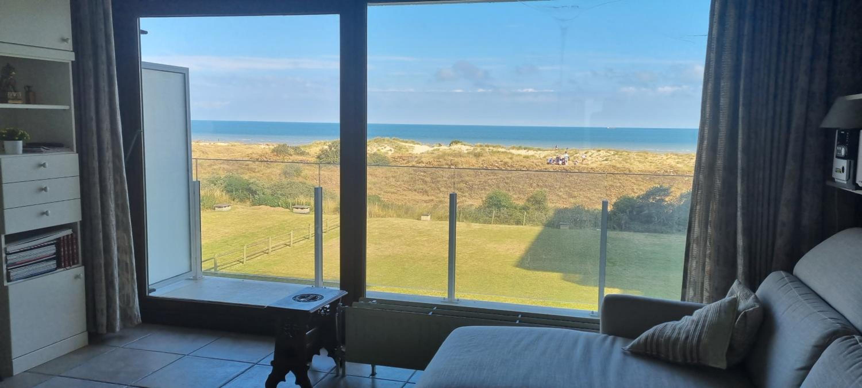 Superbe studio avec une magnifique vue sur la mer.