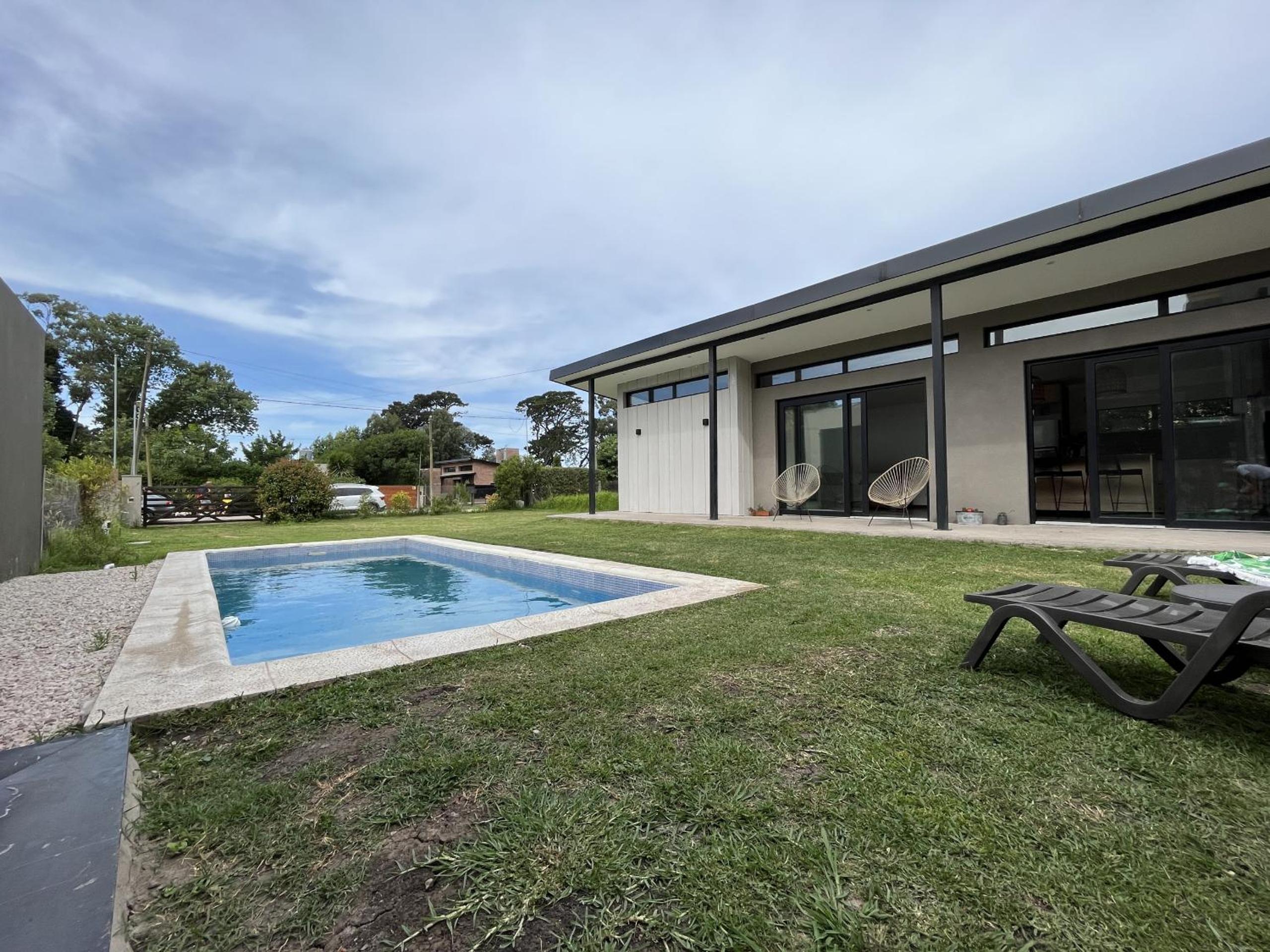 Casa Paola - Loft en Zona Acantilados Para 4 PAX Con Pileta - Hola Sur