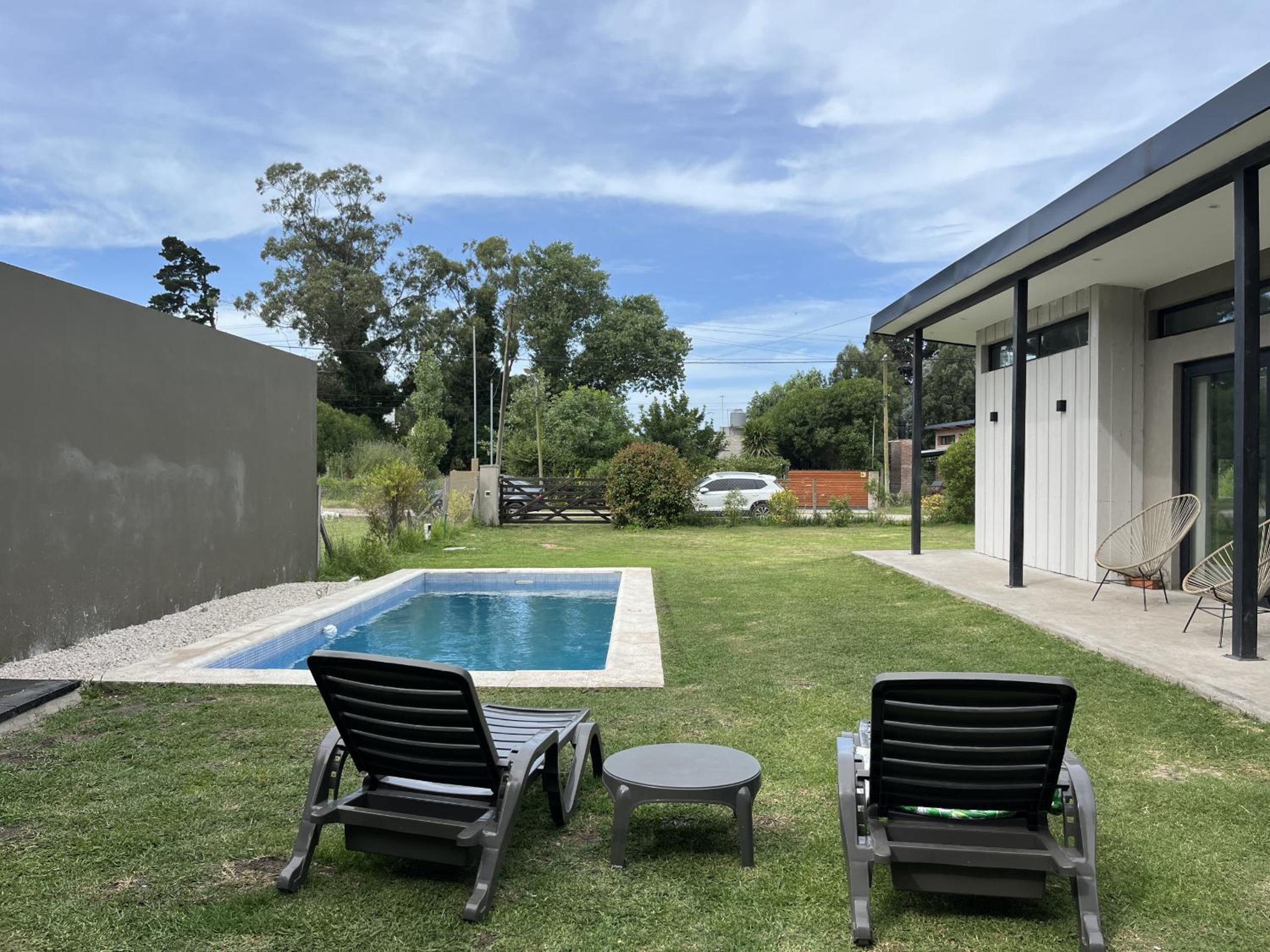 Casa Paola - Loft en Zona Acantilados Para 4 PAX Con Pileta - Hola Sur