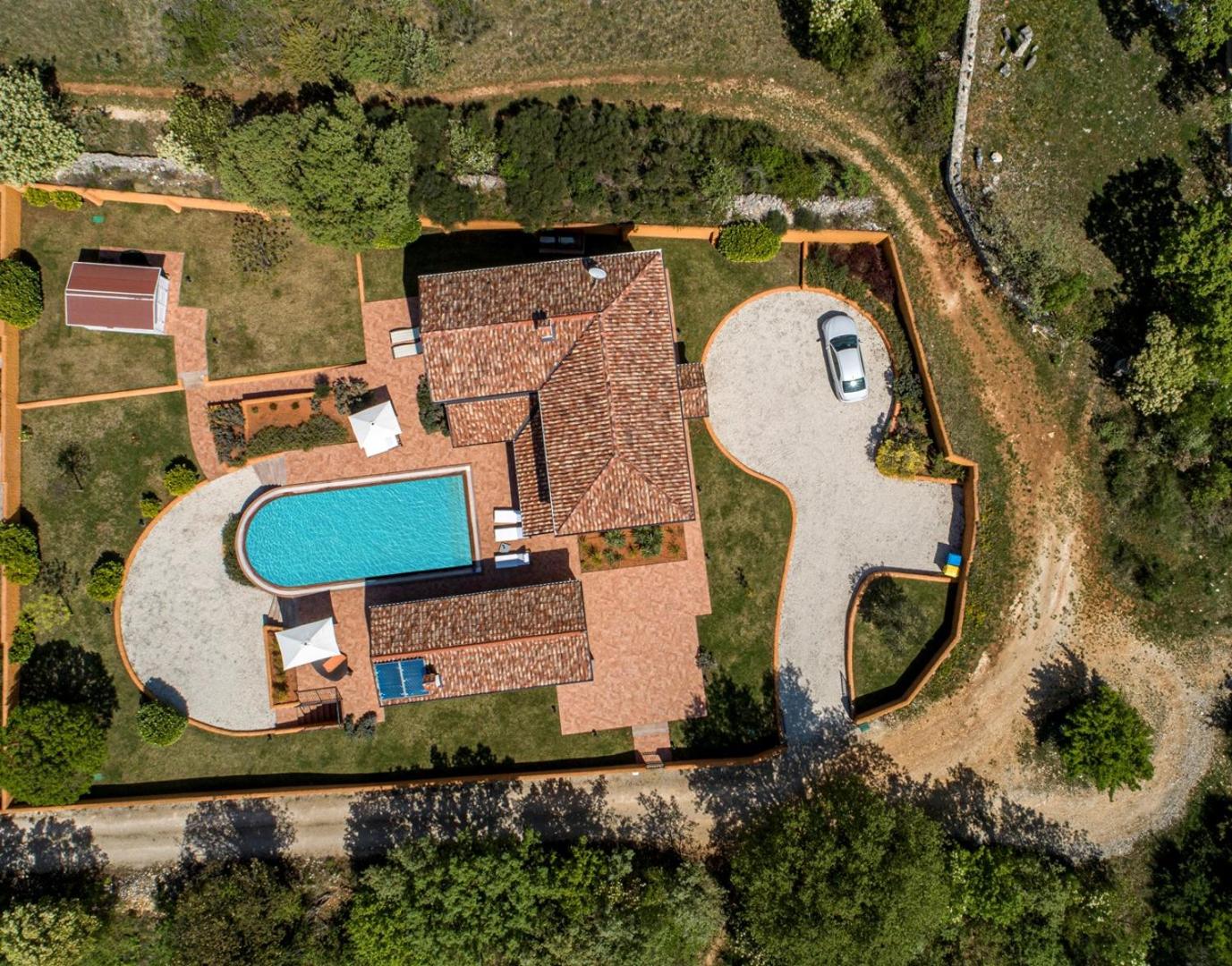 Villa Lux. Ema view 5