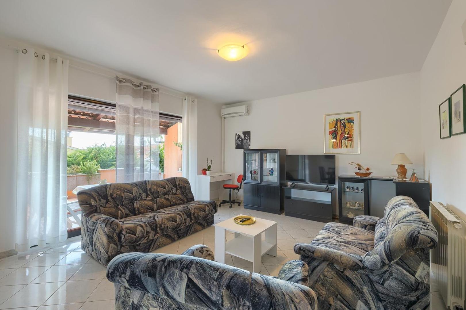 Apartment Viktor view 3