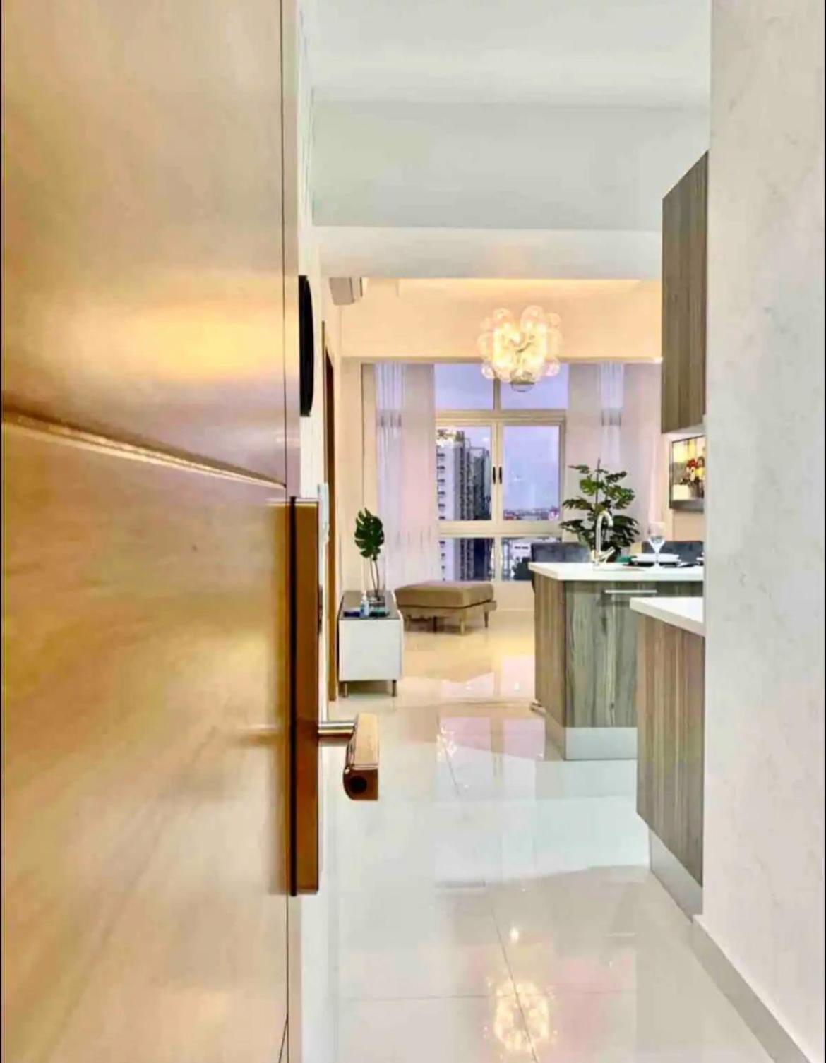 1BR Luxury apartment Pool, gym, rooftop Santo Domingo view 4