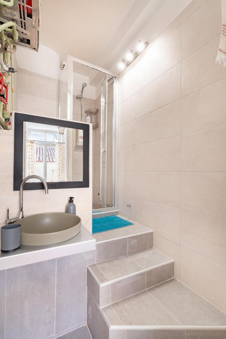 Athenian Getaway Villa in Plaka with Acropolis View by Athenian Homes