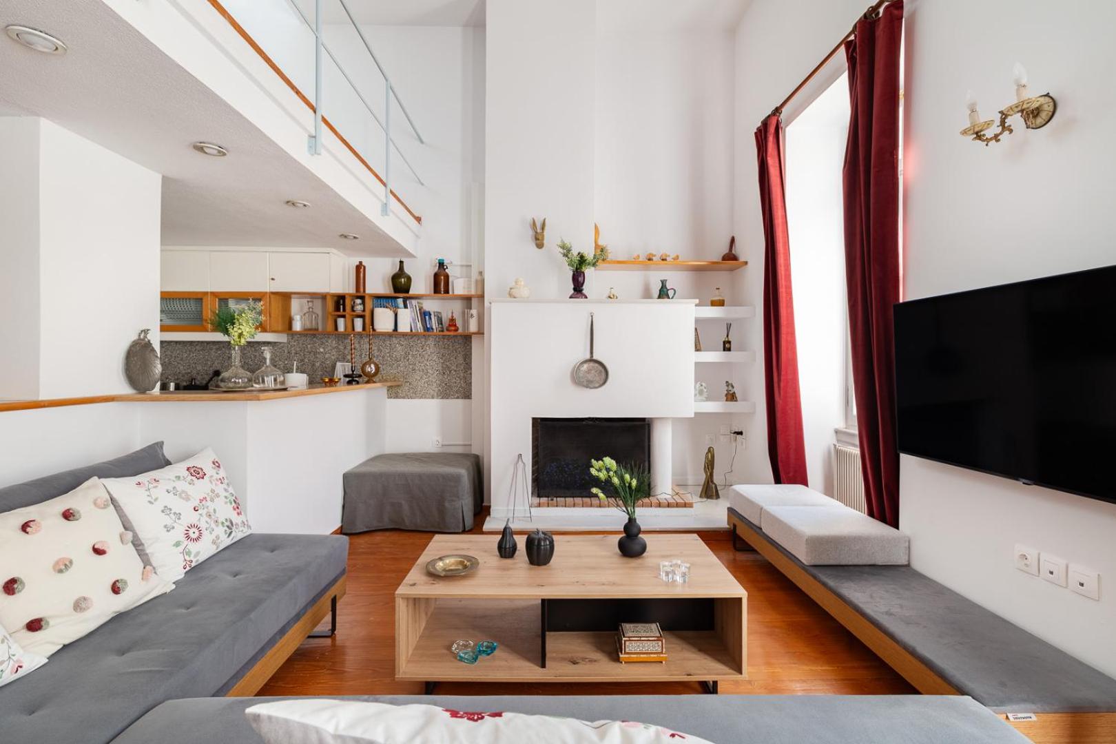 Athenian Getaway Villa in Plaka with Acropolis View by Athenian Homes
