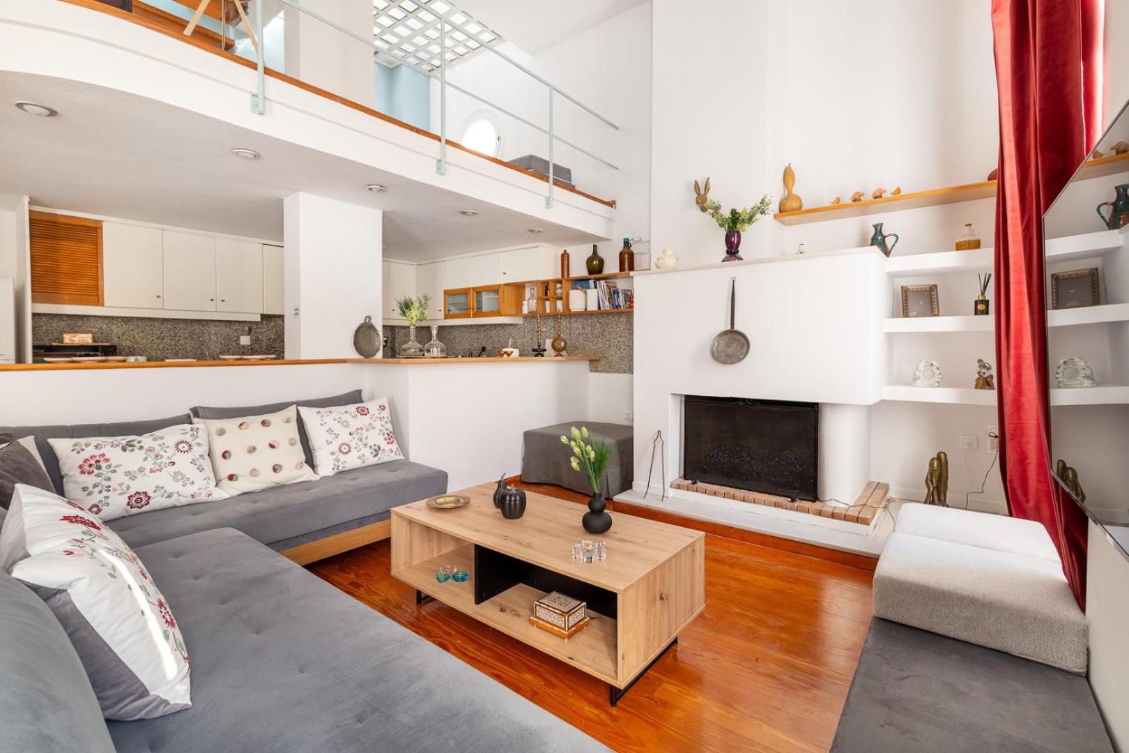 Athenian Getaway Villa in Plaka with Acropolis View by Athenian Homes