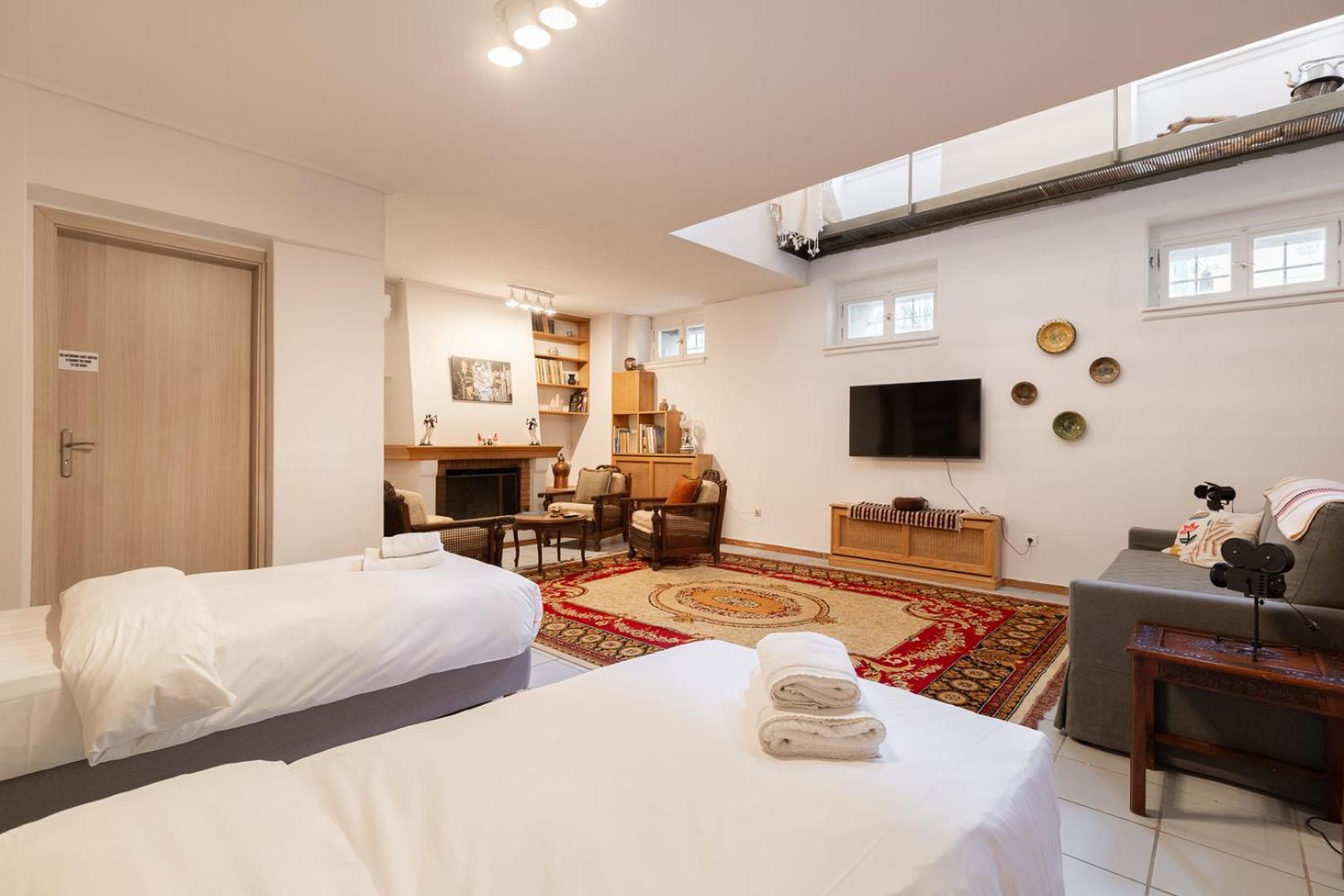 Athenian Getaway Villa in Plaka with Acropolis View by Athenian Homes