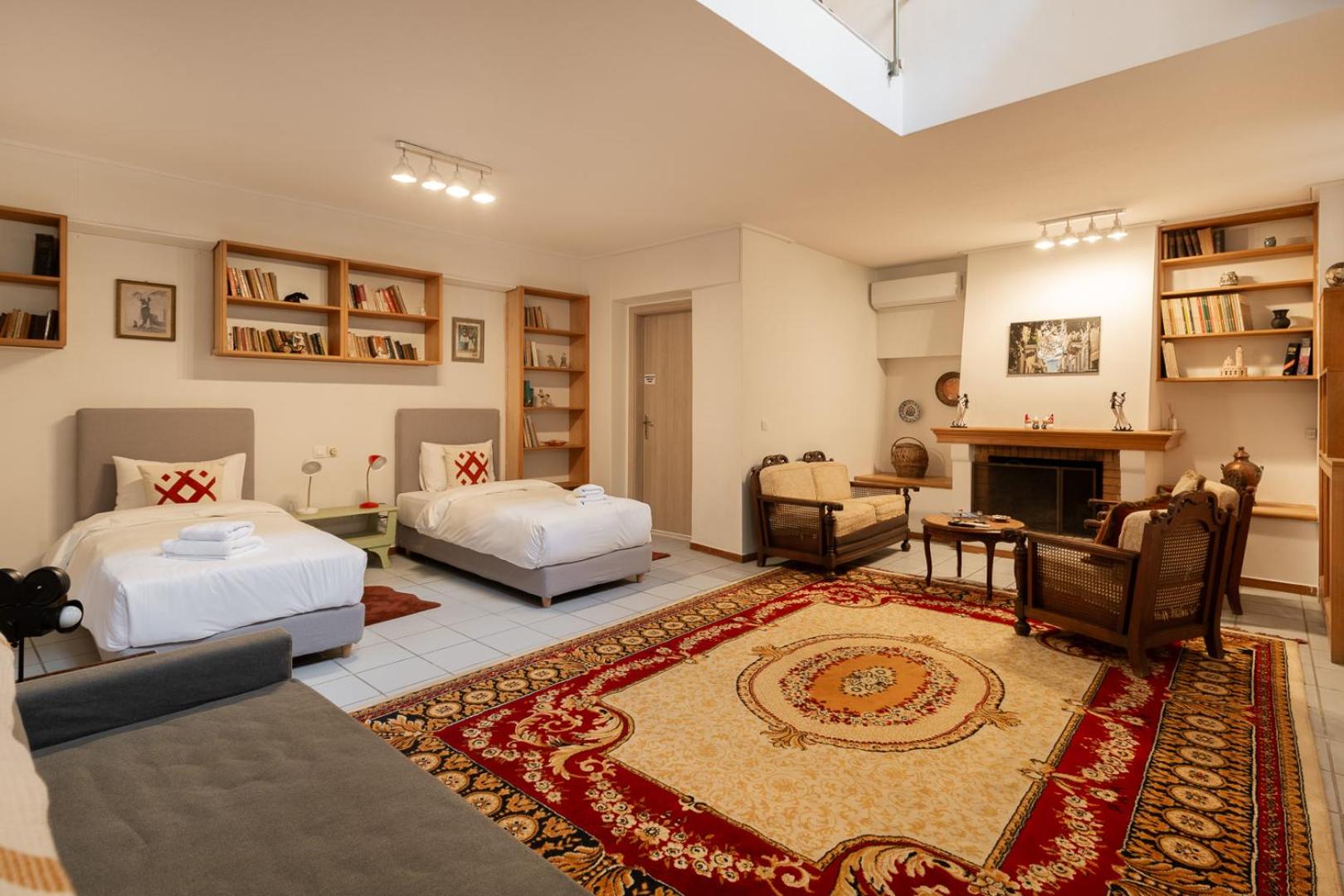 Athenian Getaway Villa in Plaka with Acropolis View by Athenian Homes