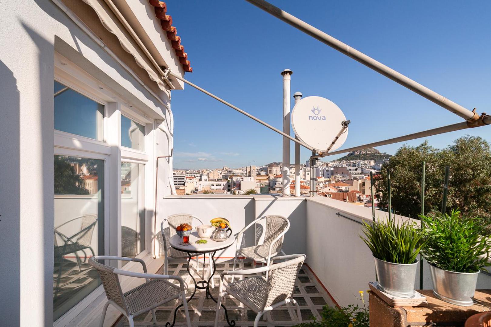 Athenian Getaway Villa in Plaka with Acropolis View by Athenian Homes