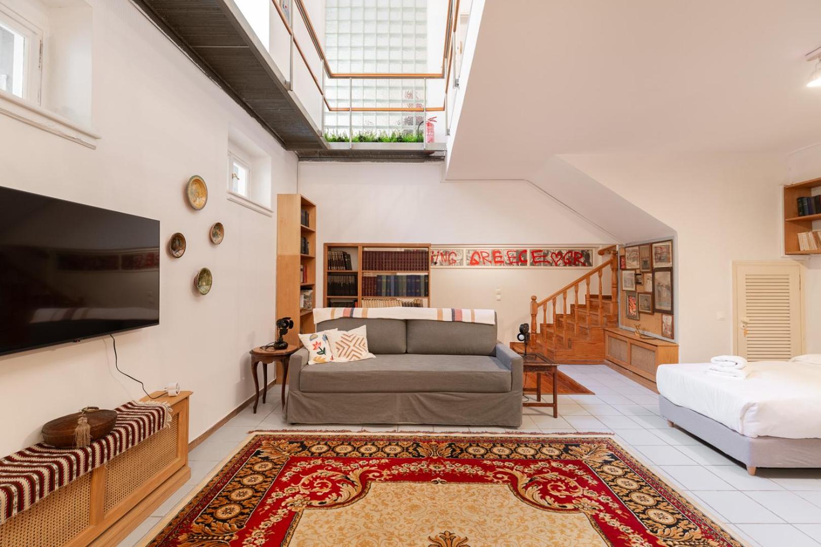 Athenian Getaway Villa in Plaka with Acropolis View by Athenian Homes